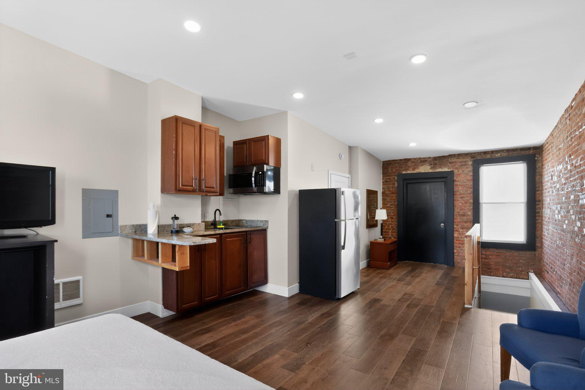 PHILADELPHIA - Residential