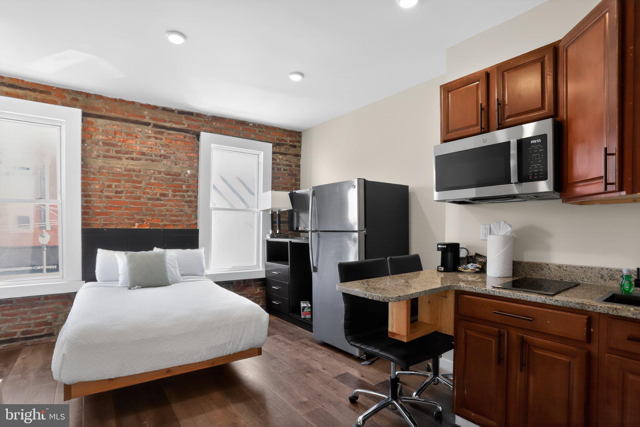 PHILADELPHIA - Residential