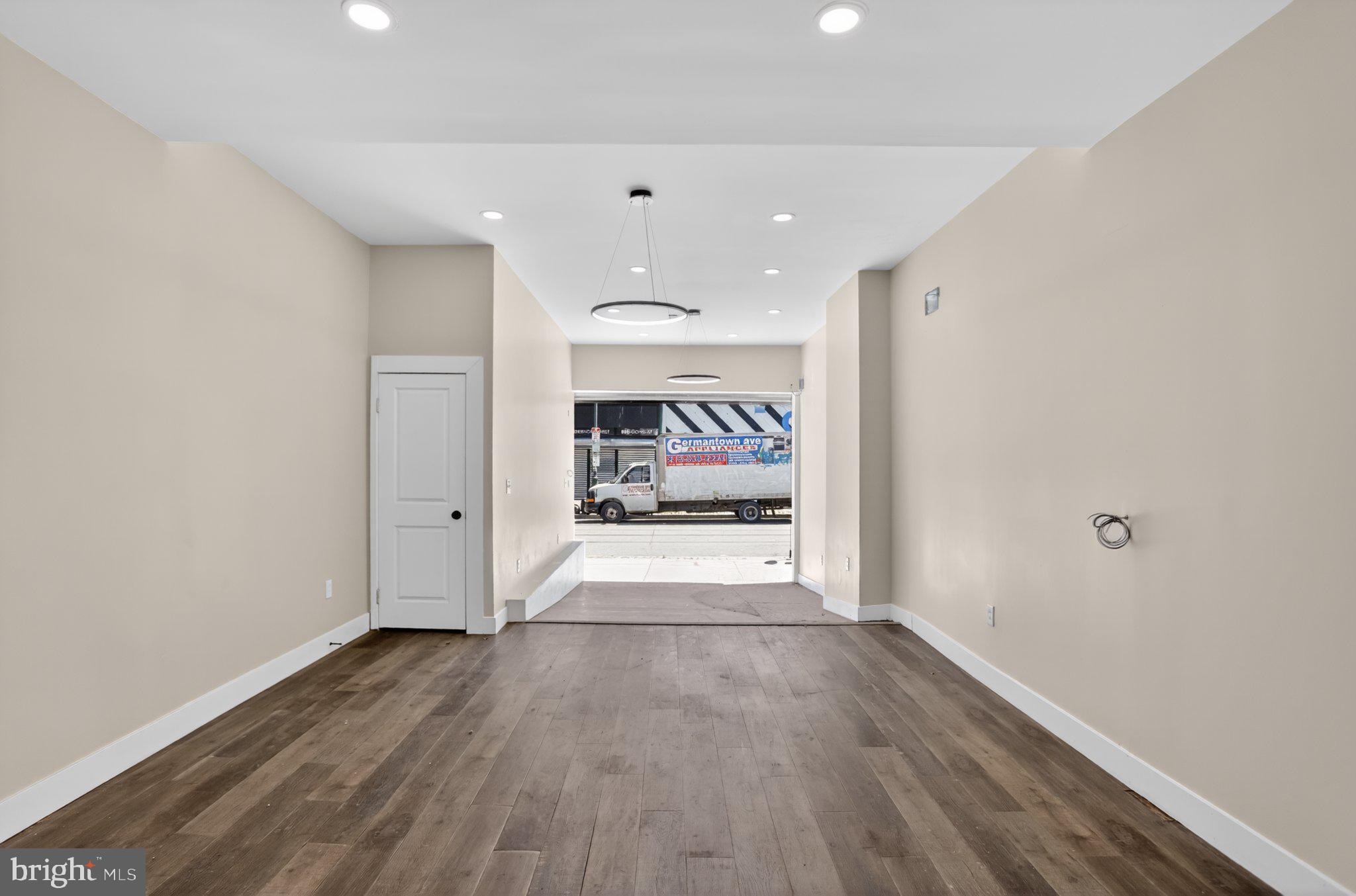 PHILADELPHIA - Residential