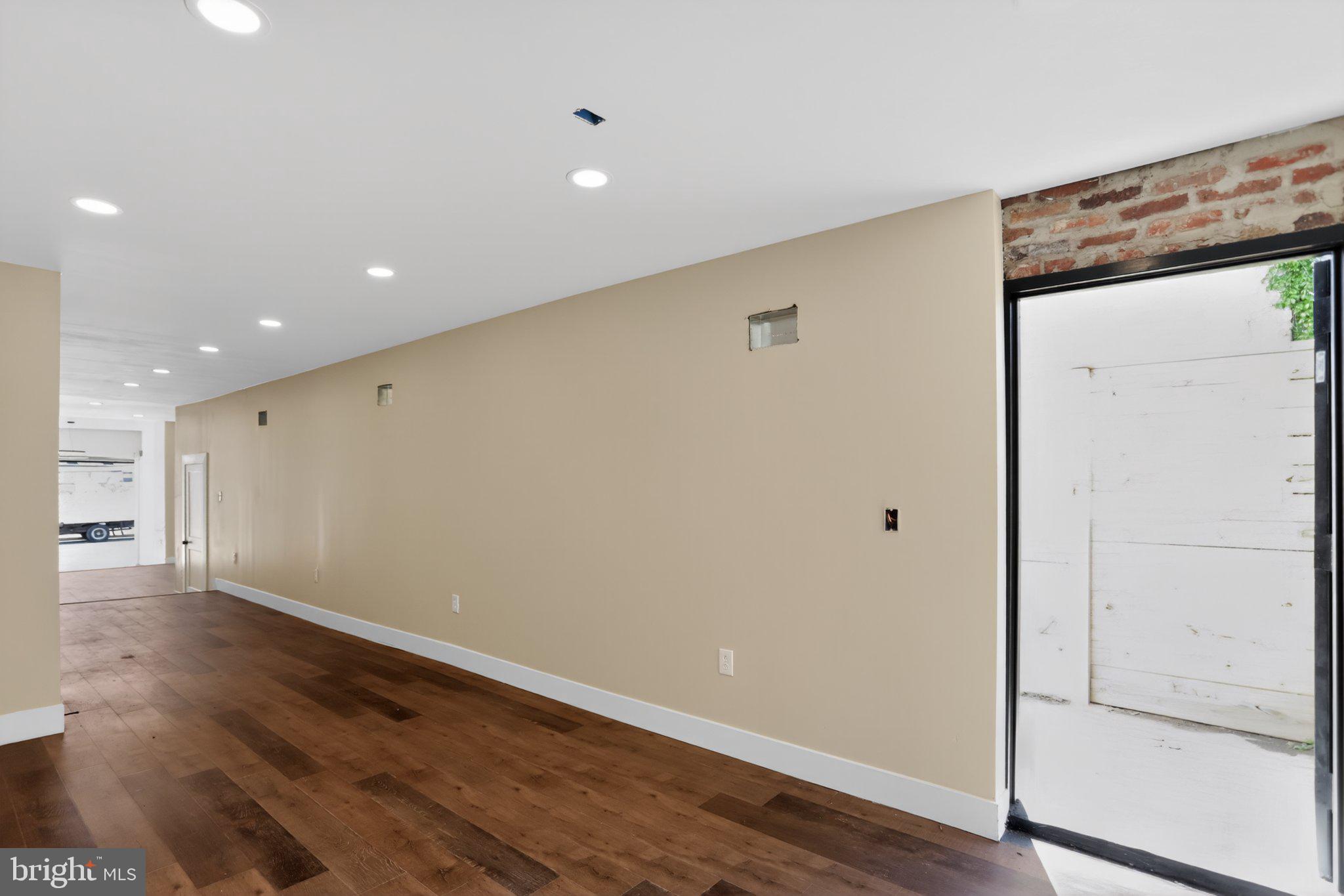 PHILADELPHIA - Residential