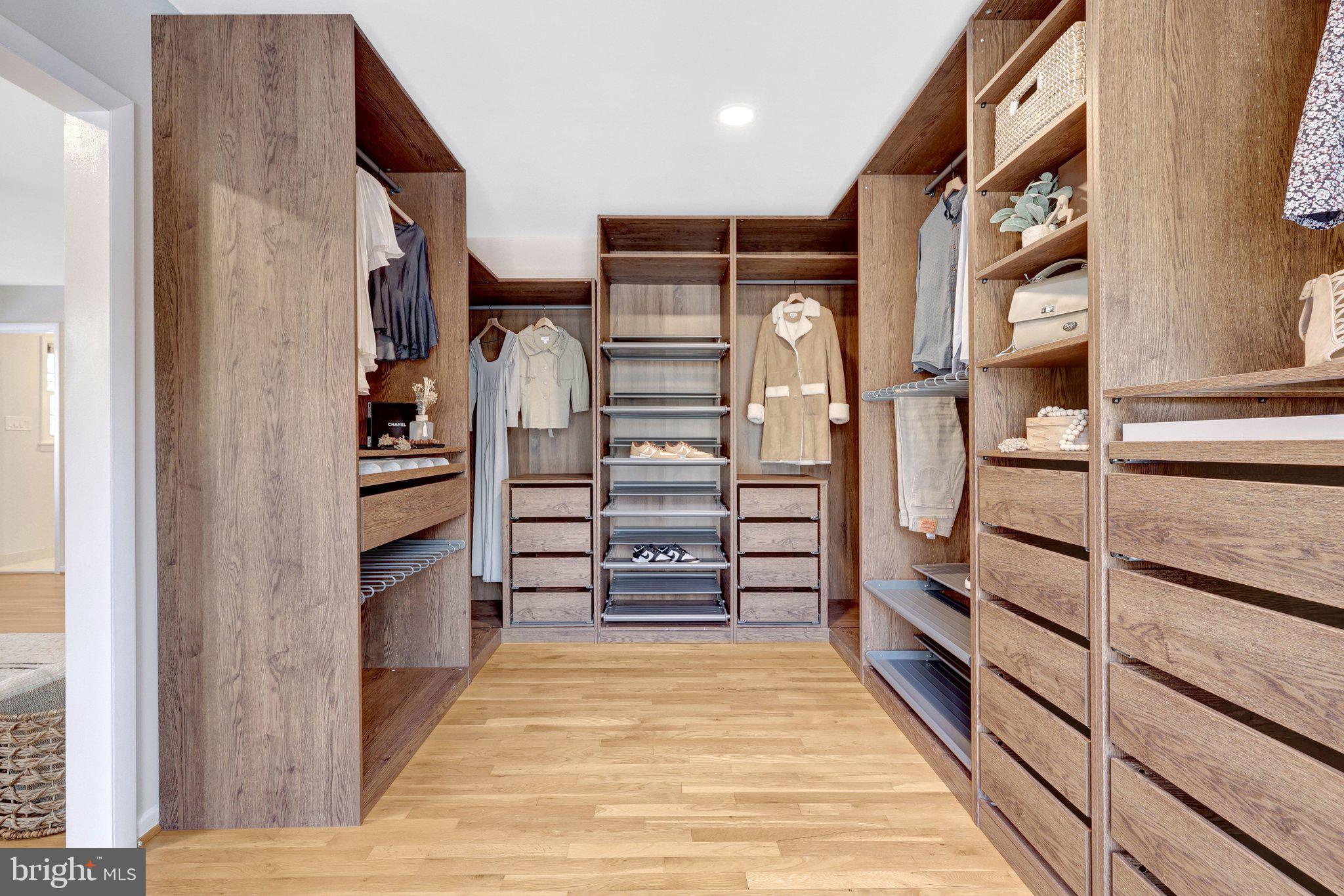 MANTUA - Residential