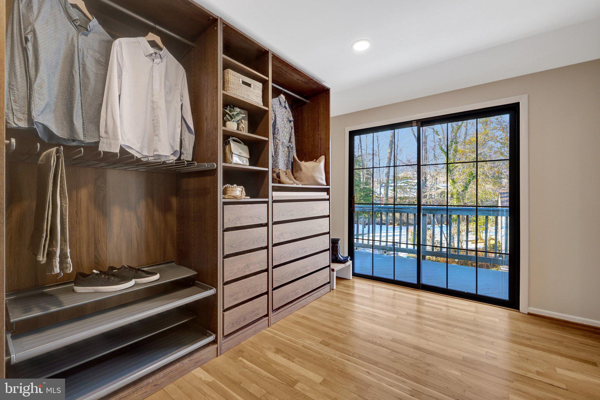 MANTUA - Residential