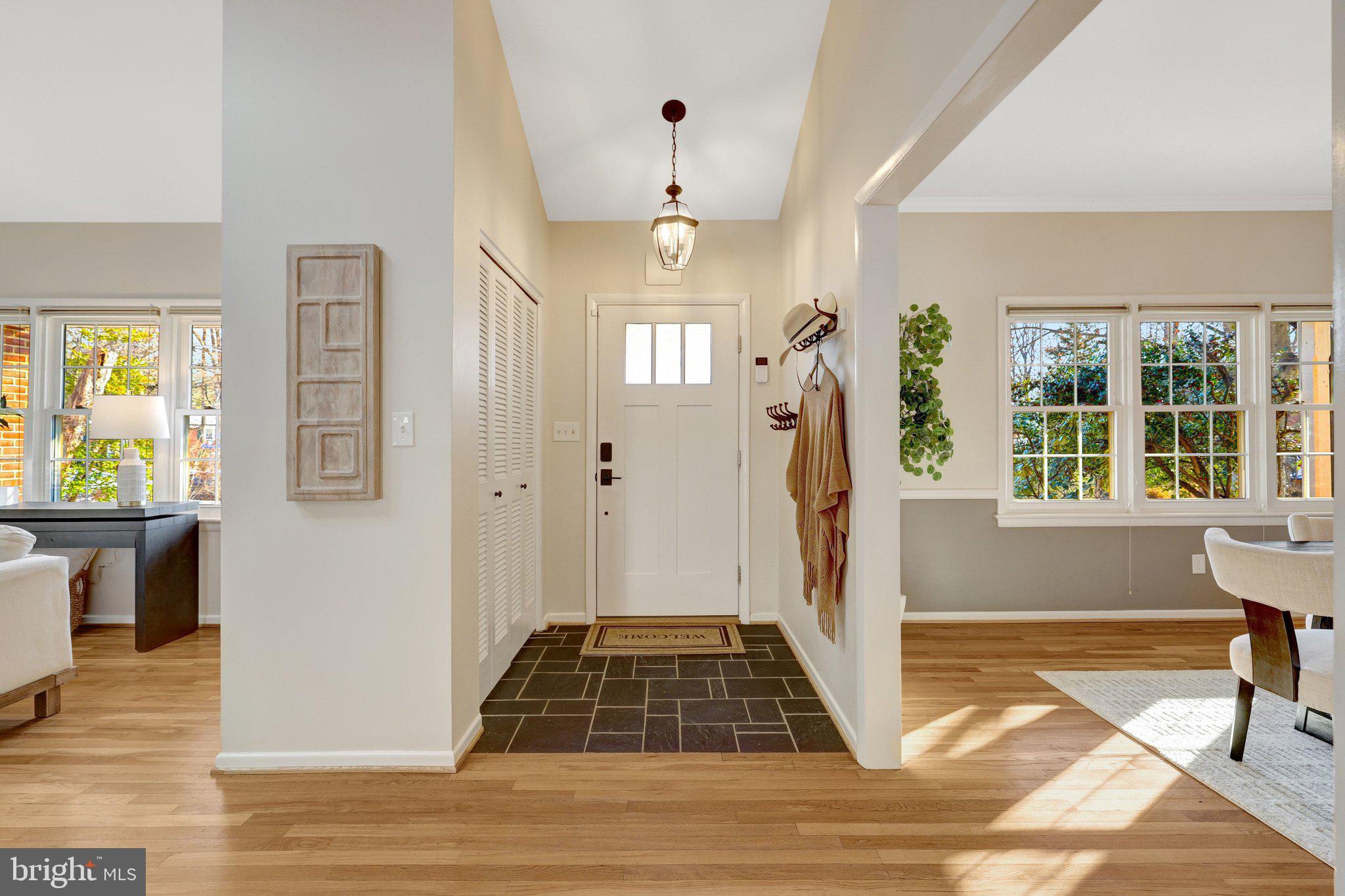 MANTUA - Residential