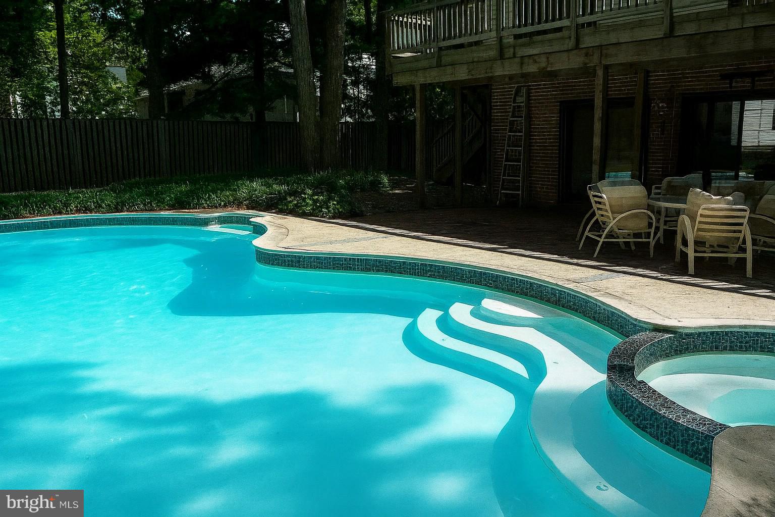 MANTUA - Residential