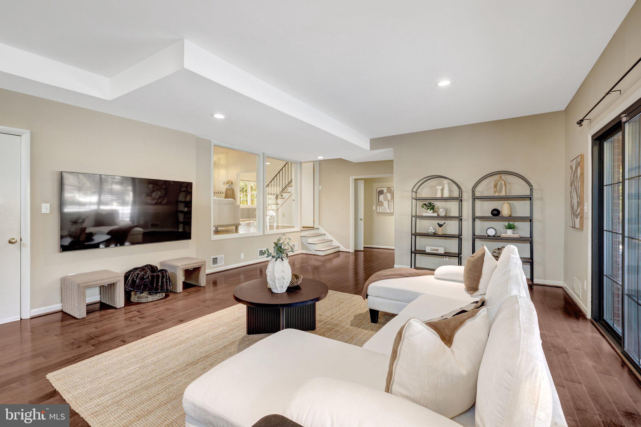 MANTUA - Residential