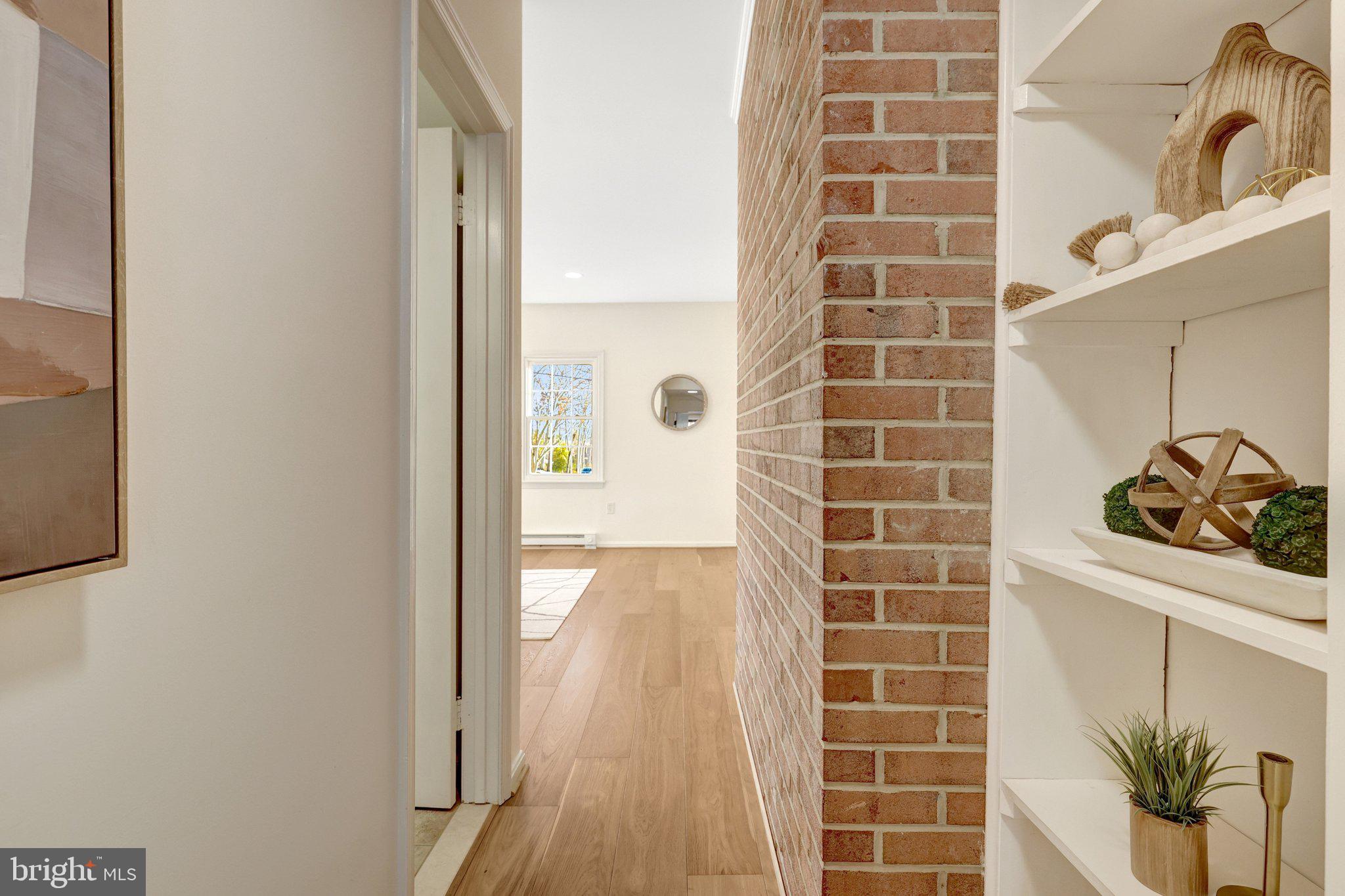 MANTUA - Residential