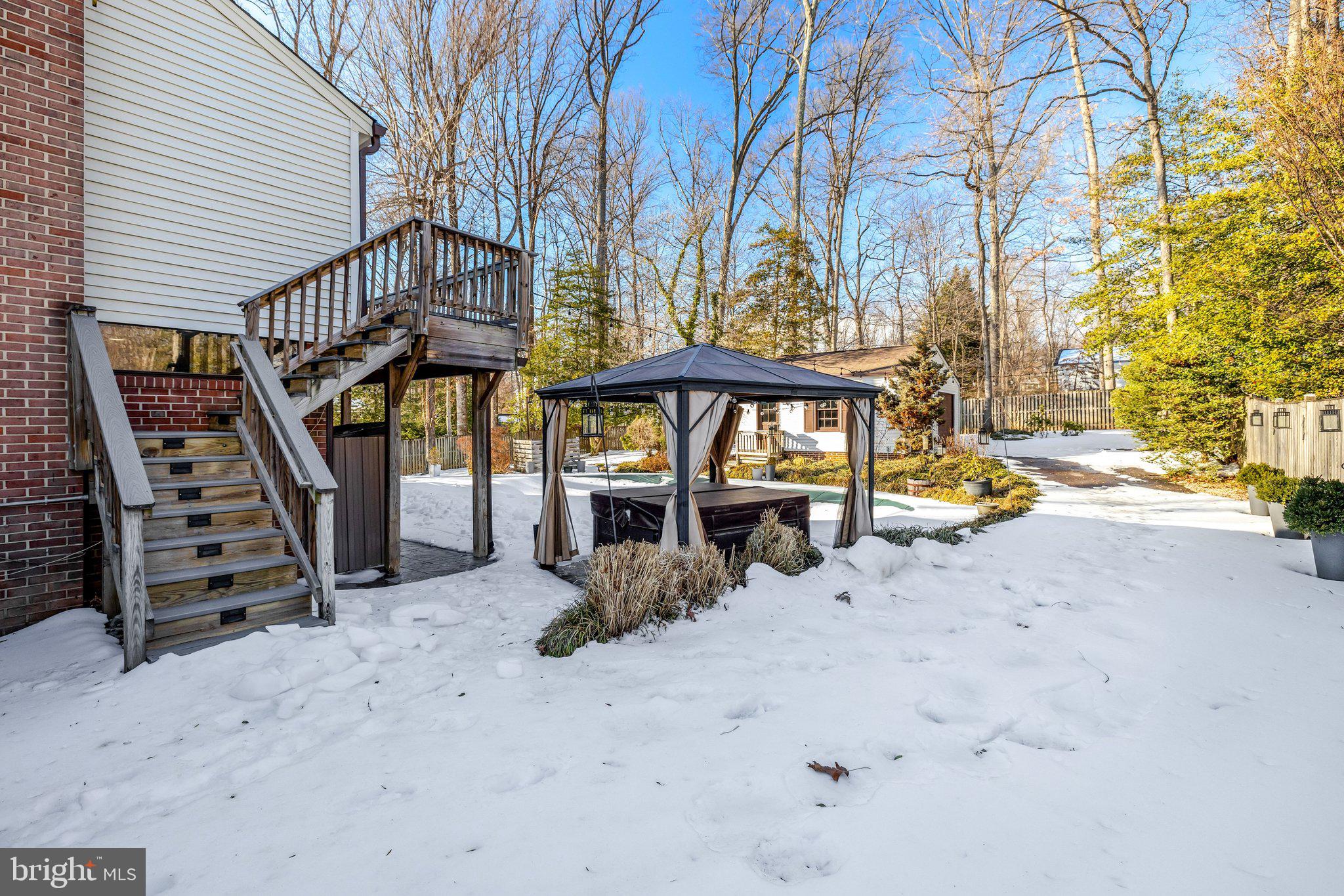 MANTUA - Residential