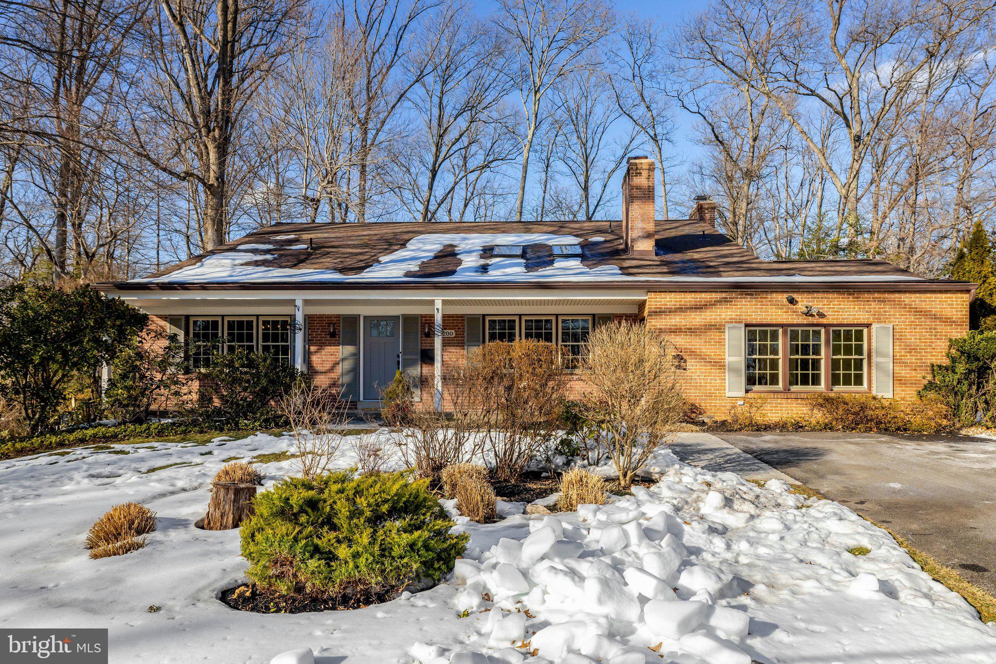 MANTUA - Residential