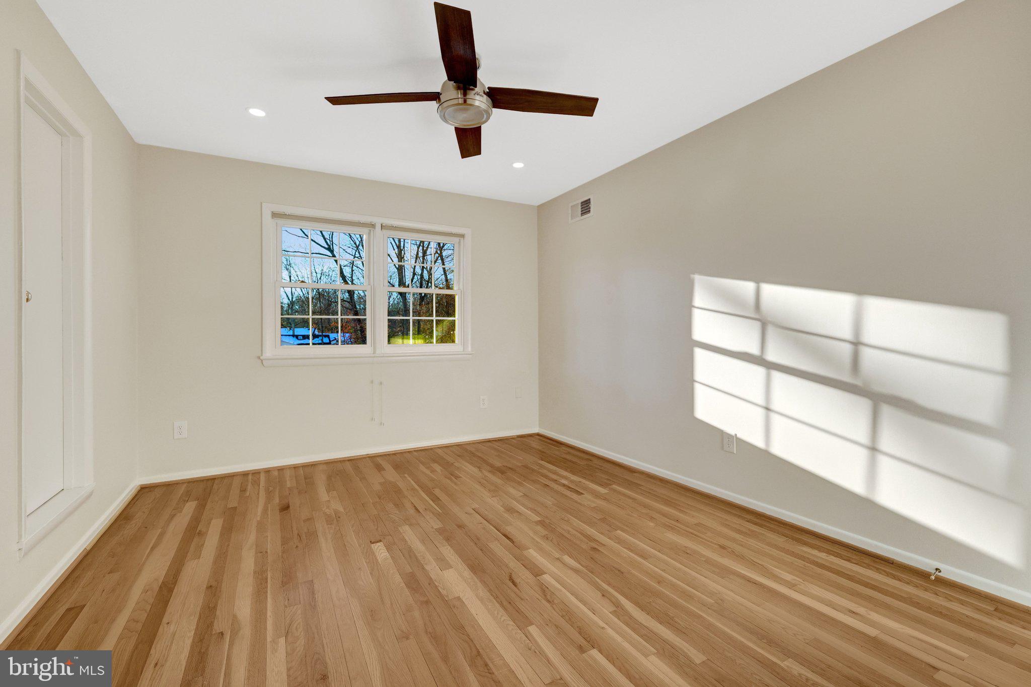 MANTUA - Residential