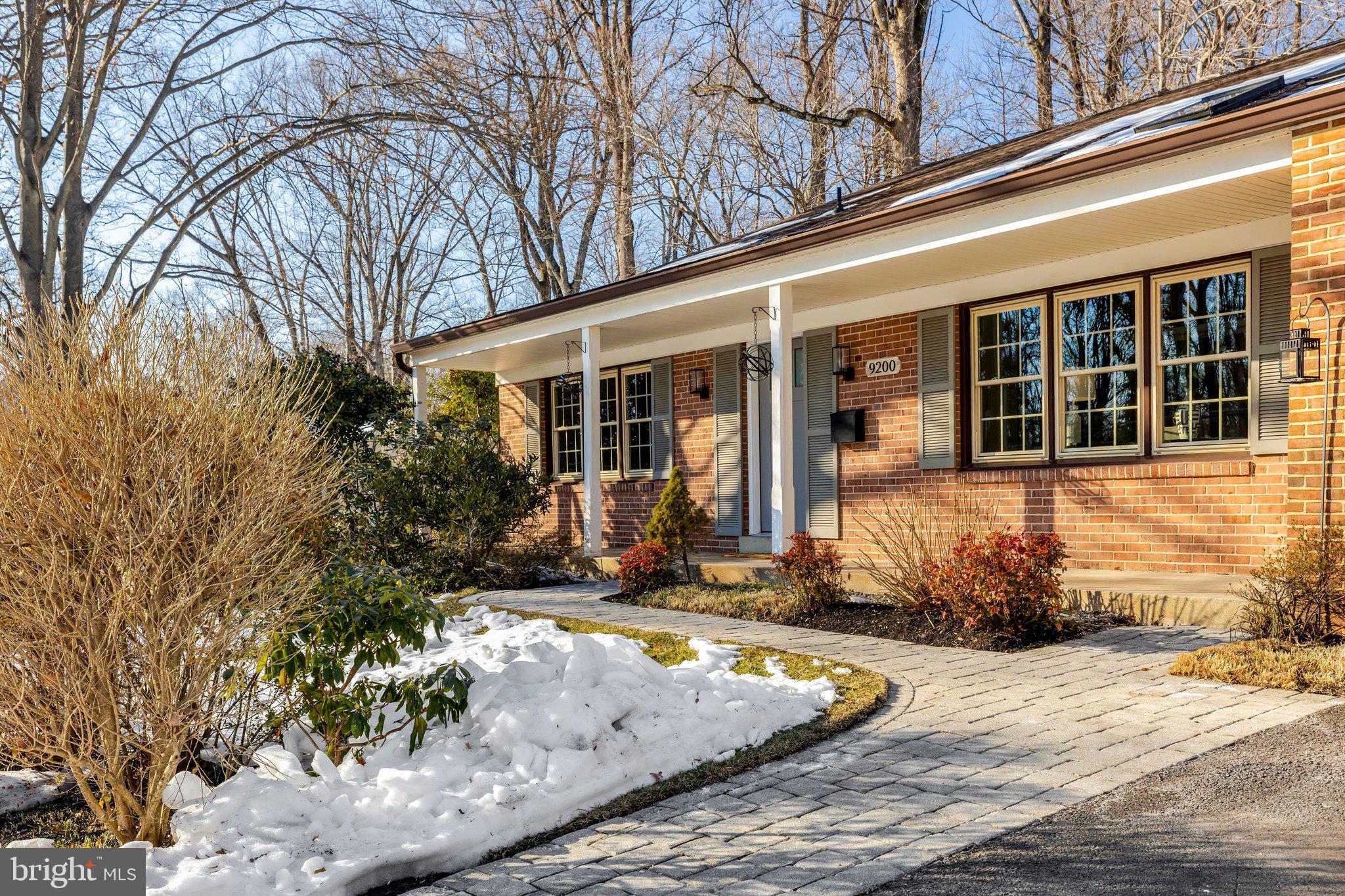 MANTUA - Residential