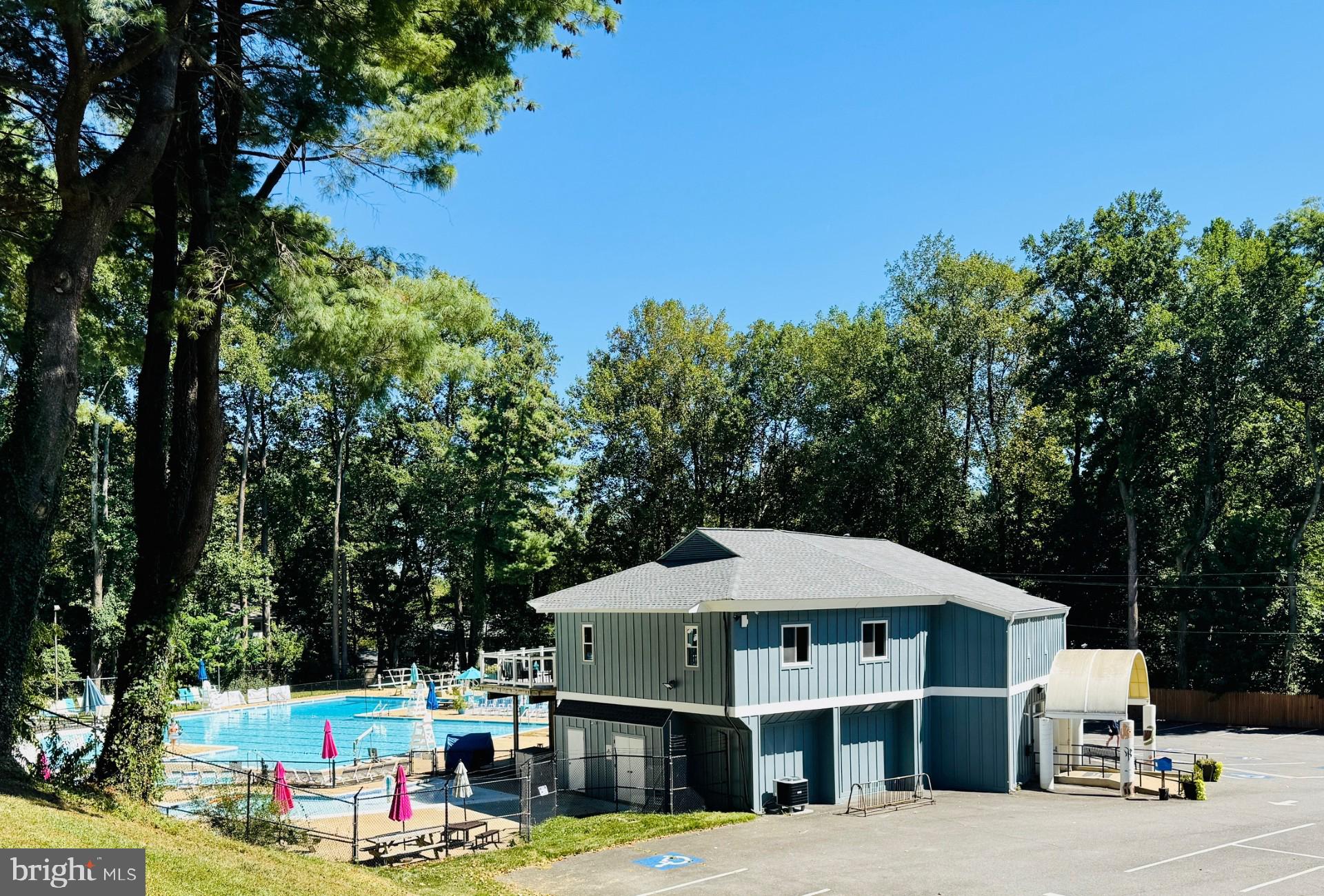 MANTUA - Residential