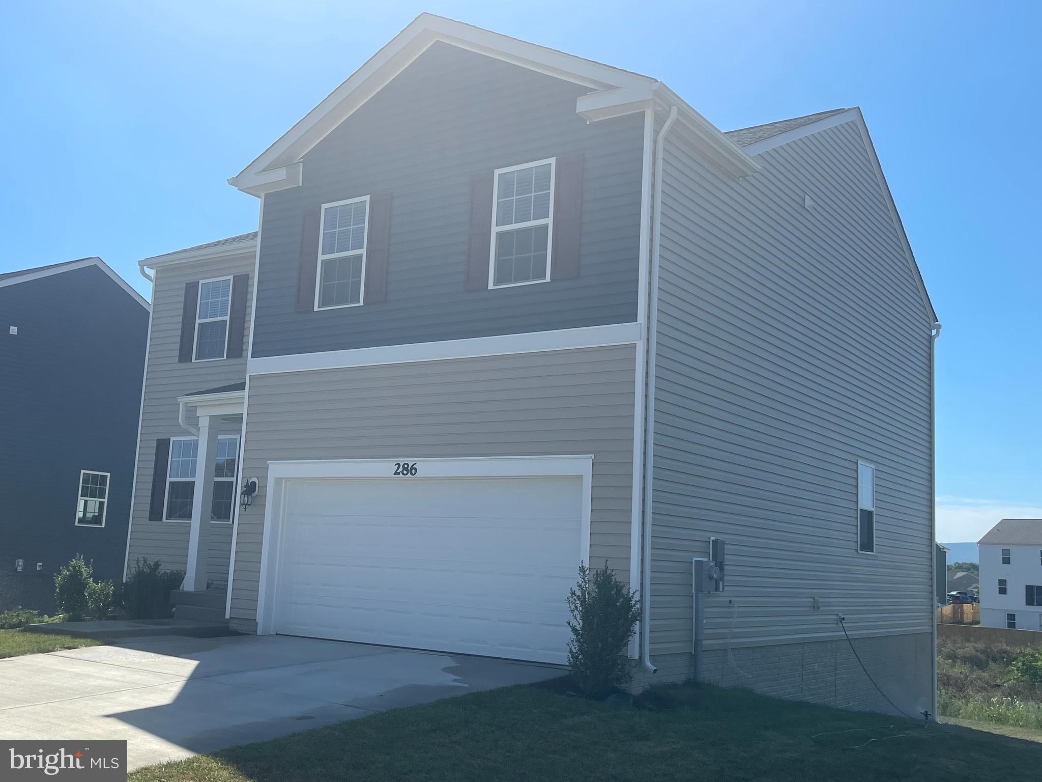 MAGNOLIA SPRINGS - Residential Lease