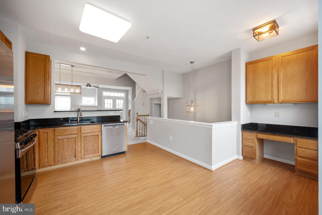 SUMMERS GROVE - Residential