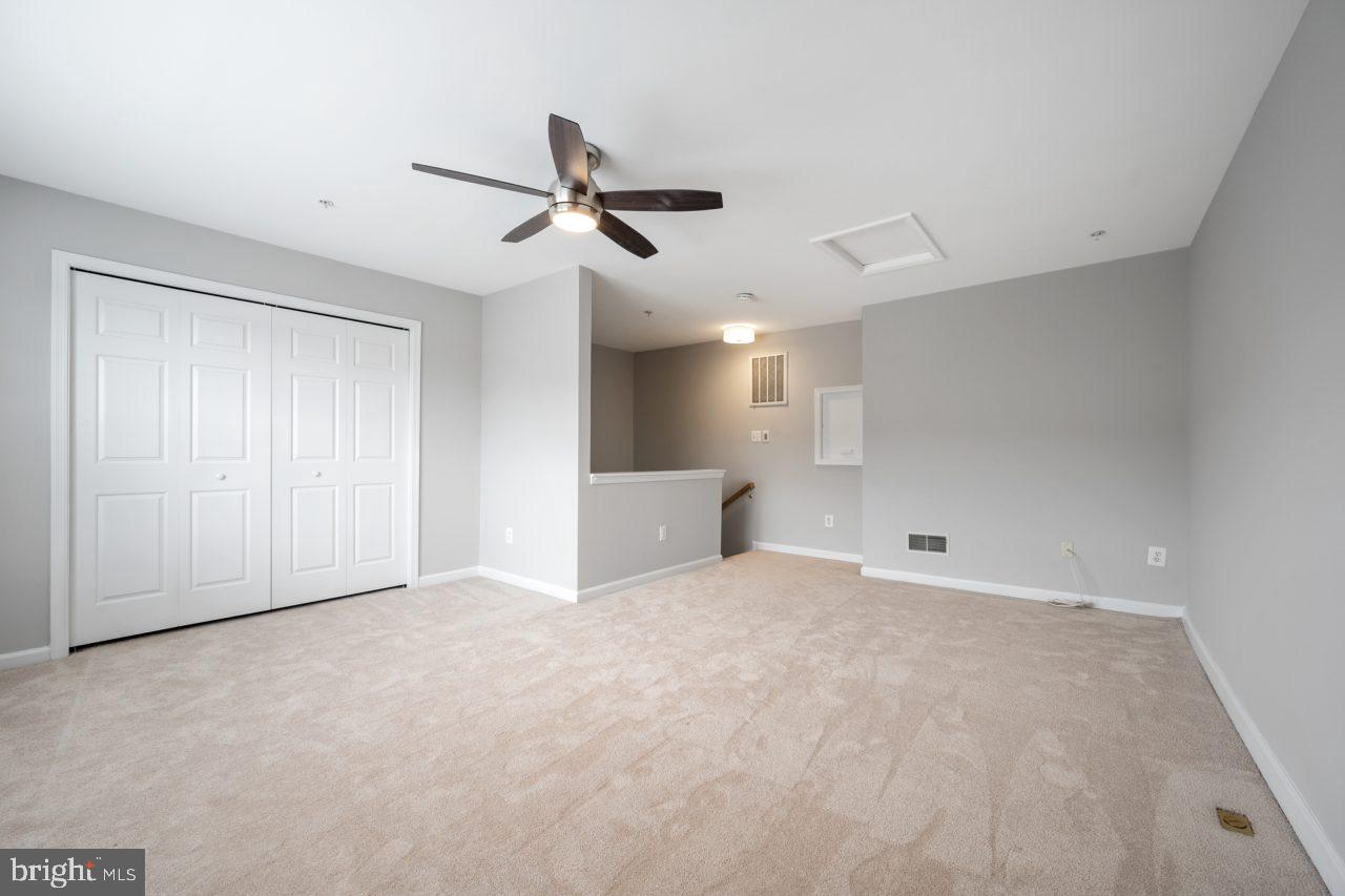 SUMMERS GROVE - Residential