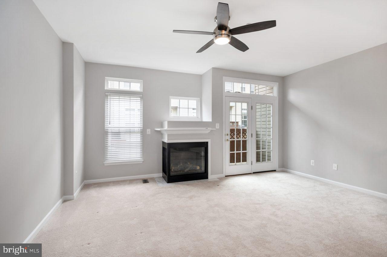 SUMMERS GROVE - Residential