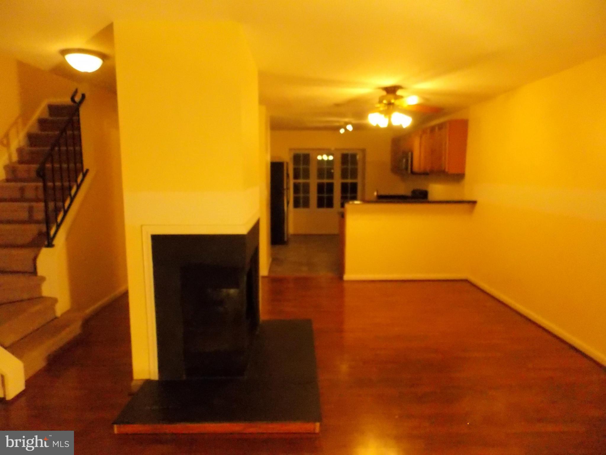 ARBORY CONDO-PHASE 9> - Residential