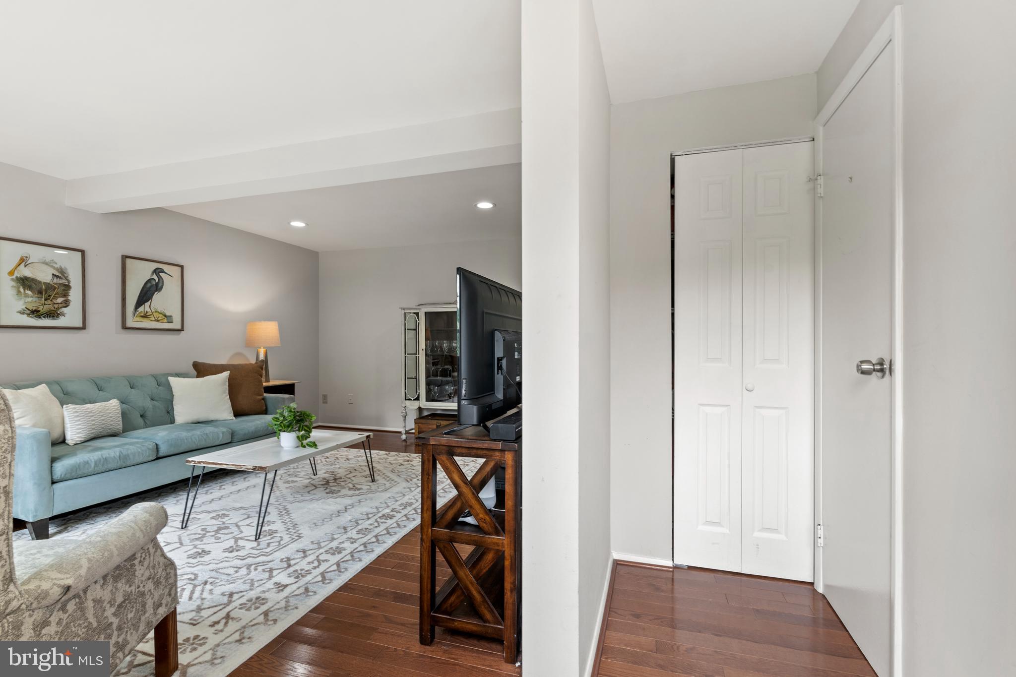 9032 GOLDEN LEAF COURT