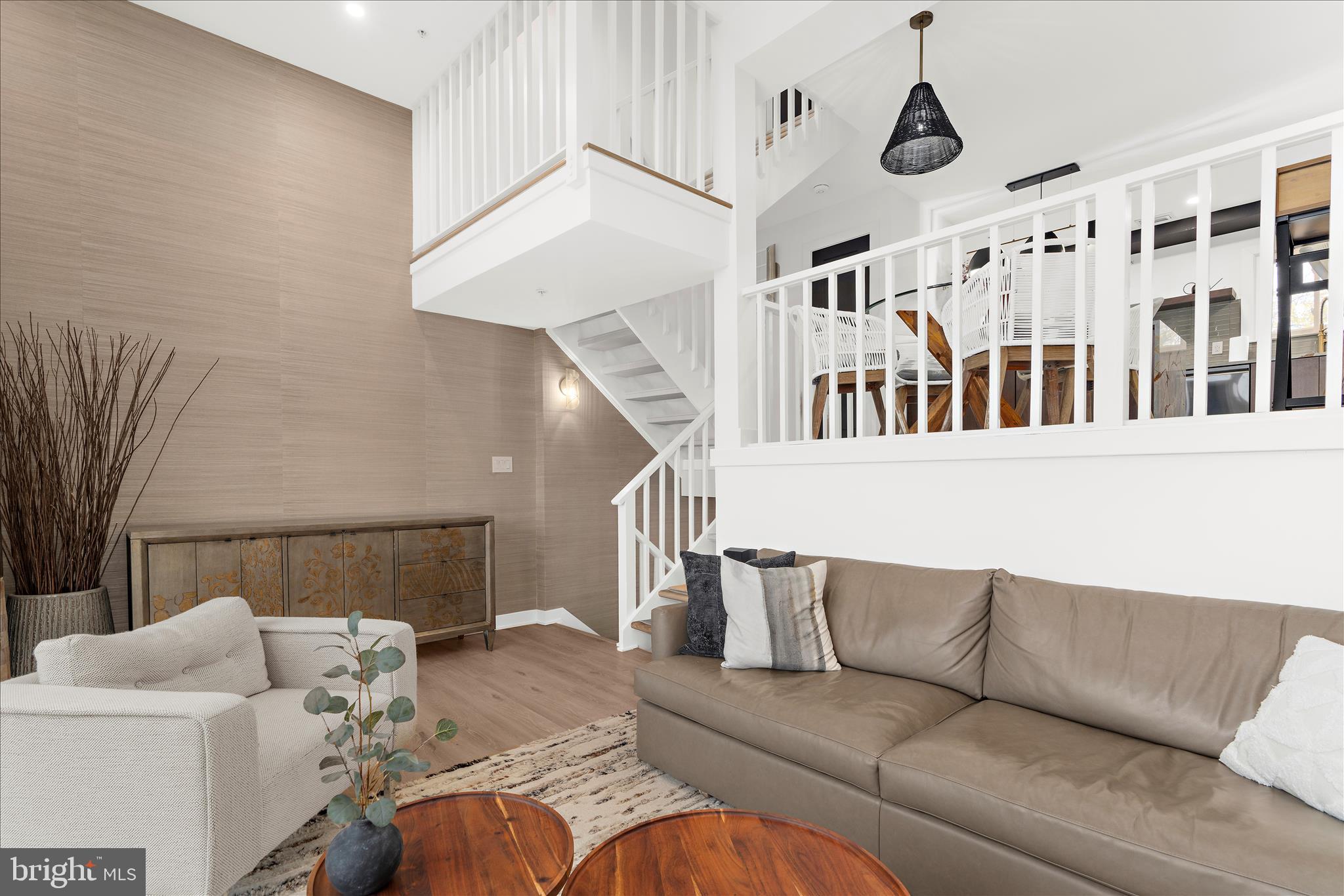 SUNSET HARBOR - Residential