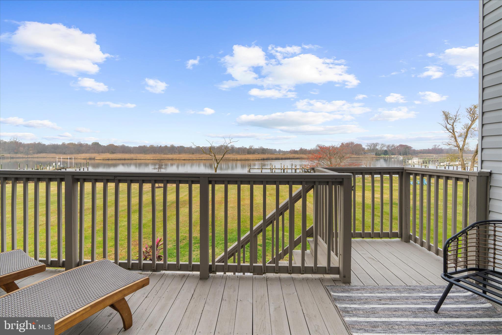 SUNSET HARBOR - Residential