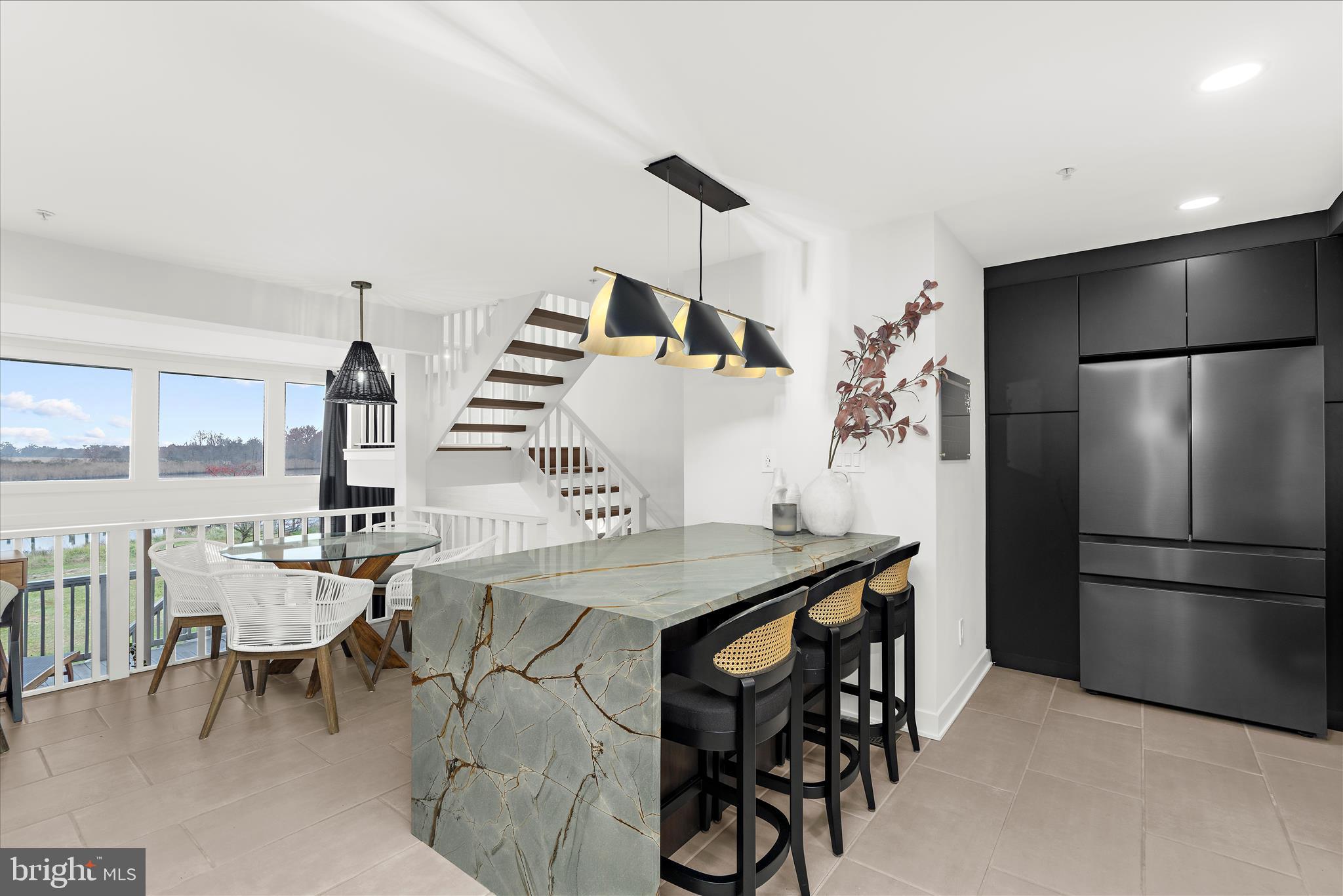 SUNSET HARBOR - Residential