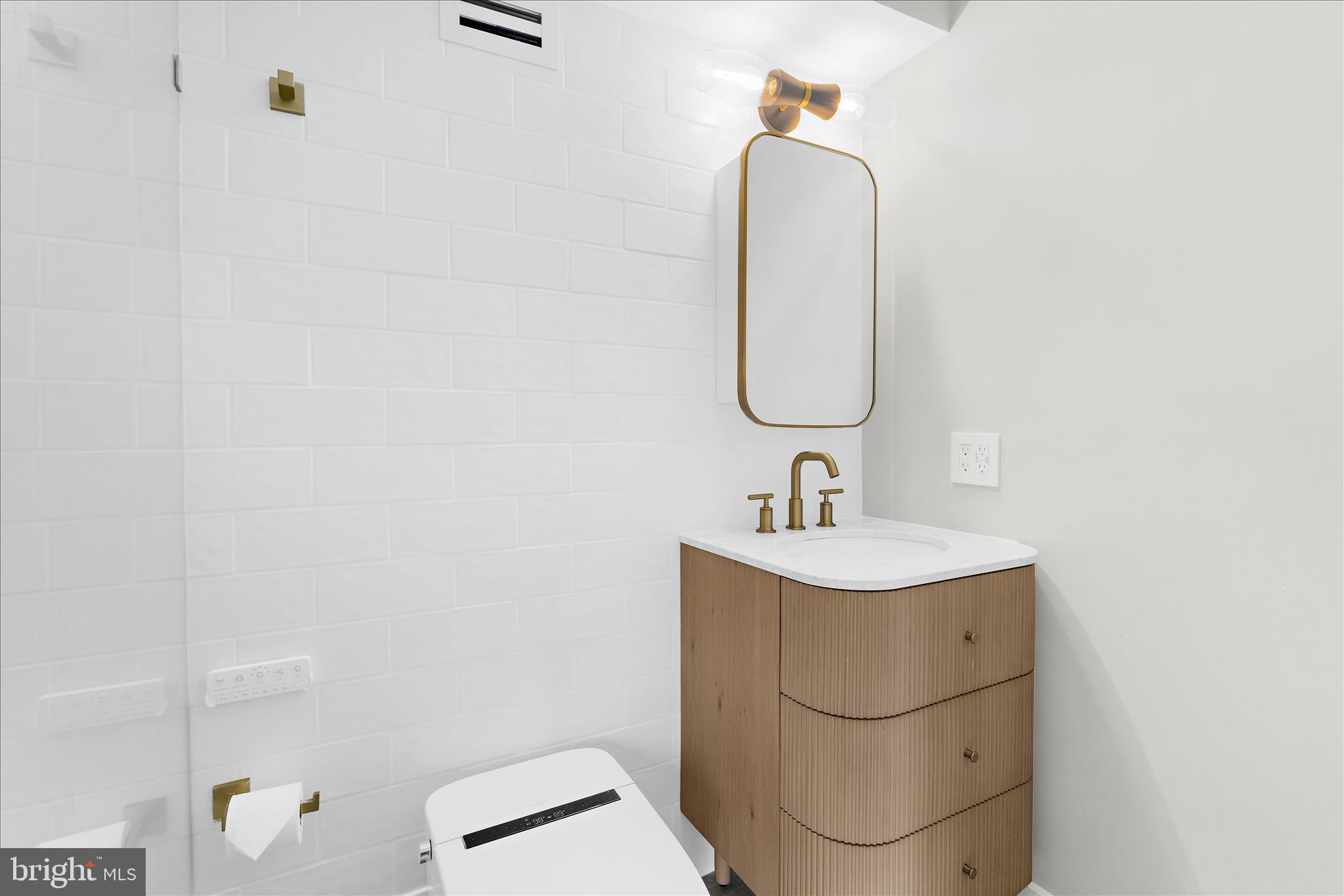 SUNSET HARBOR - Residential