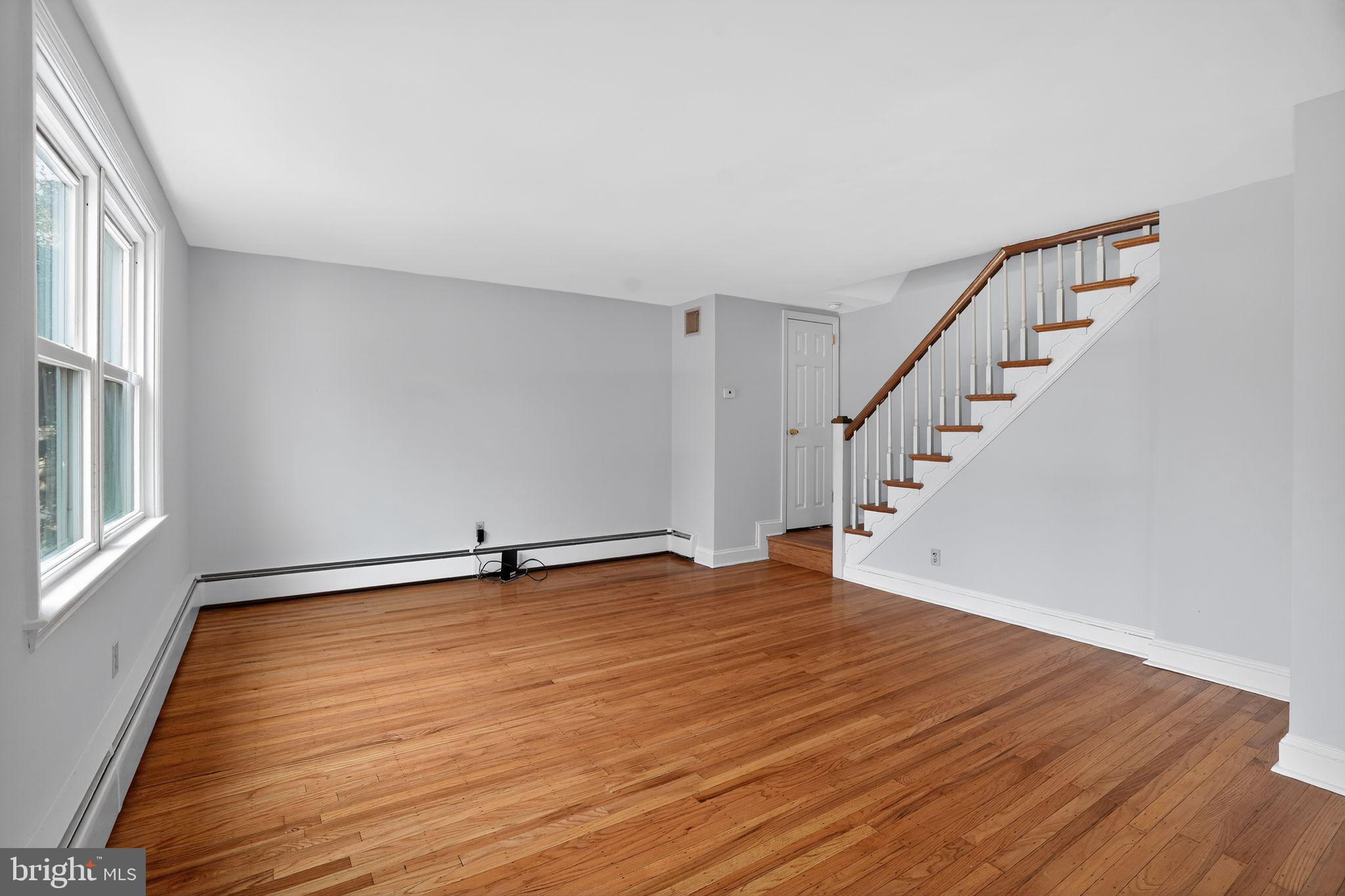 COLONIAL PARK - Residential