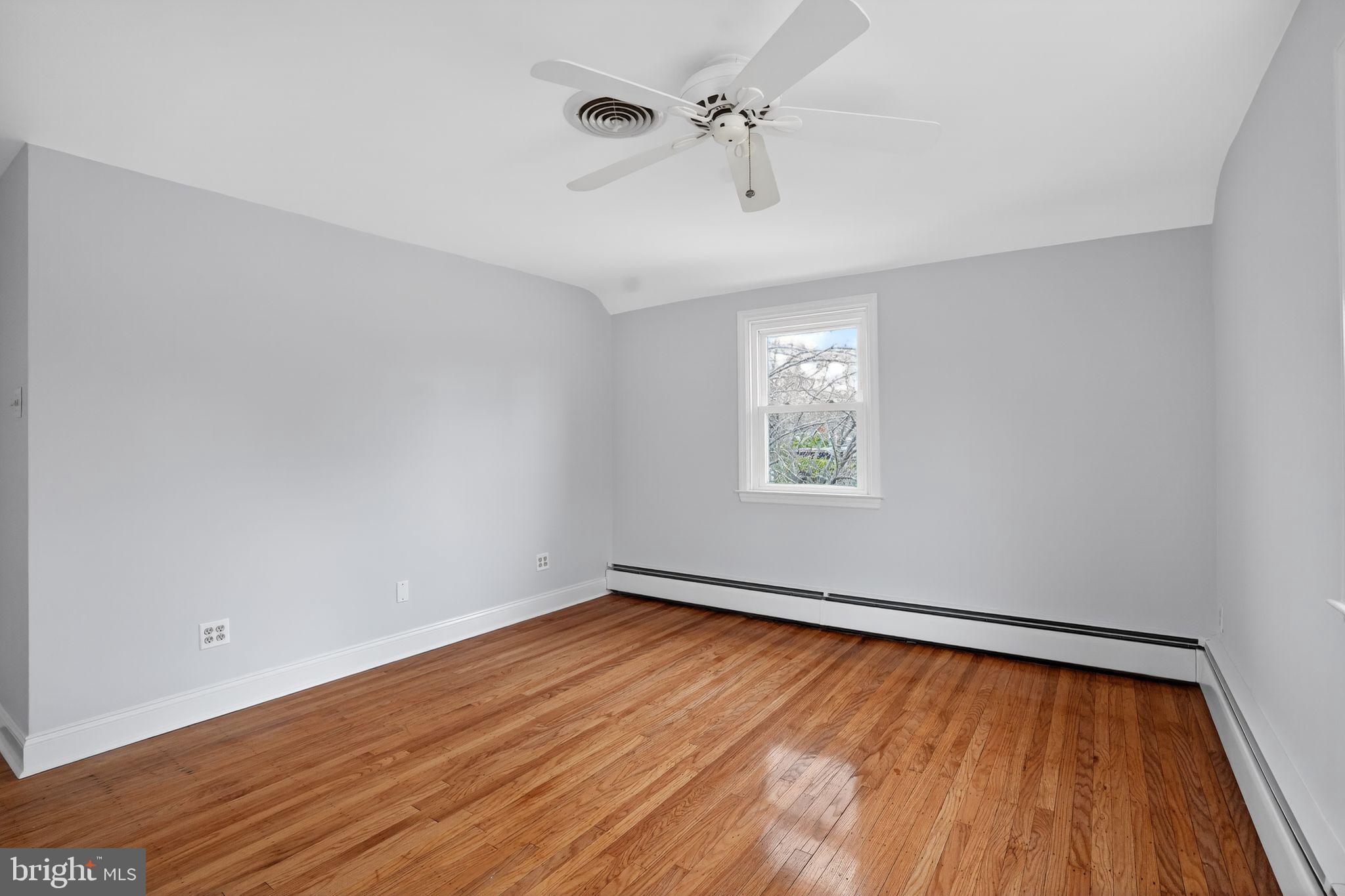 COLONIAL PARK - Residential