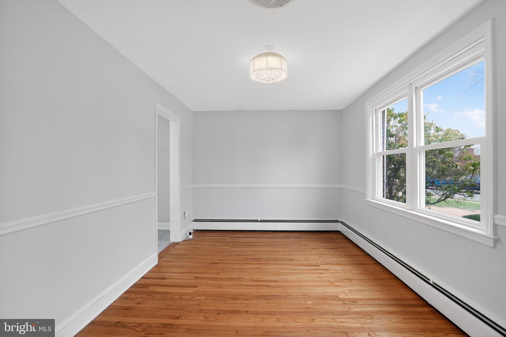 COLONIAL PARK - Residential