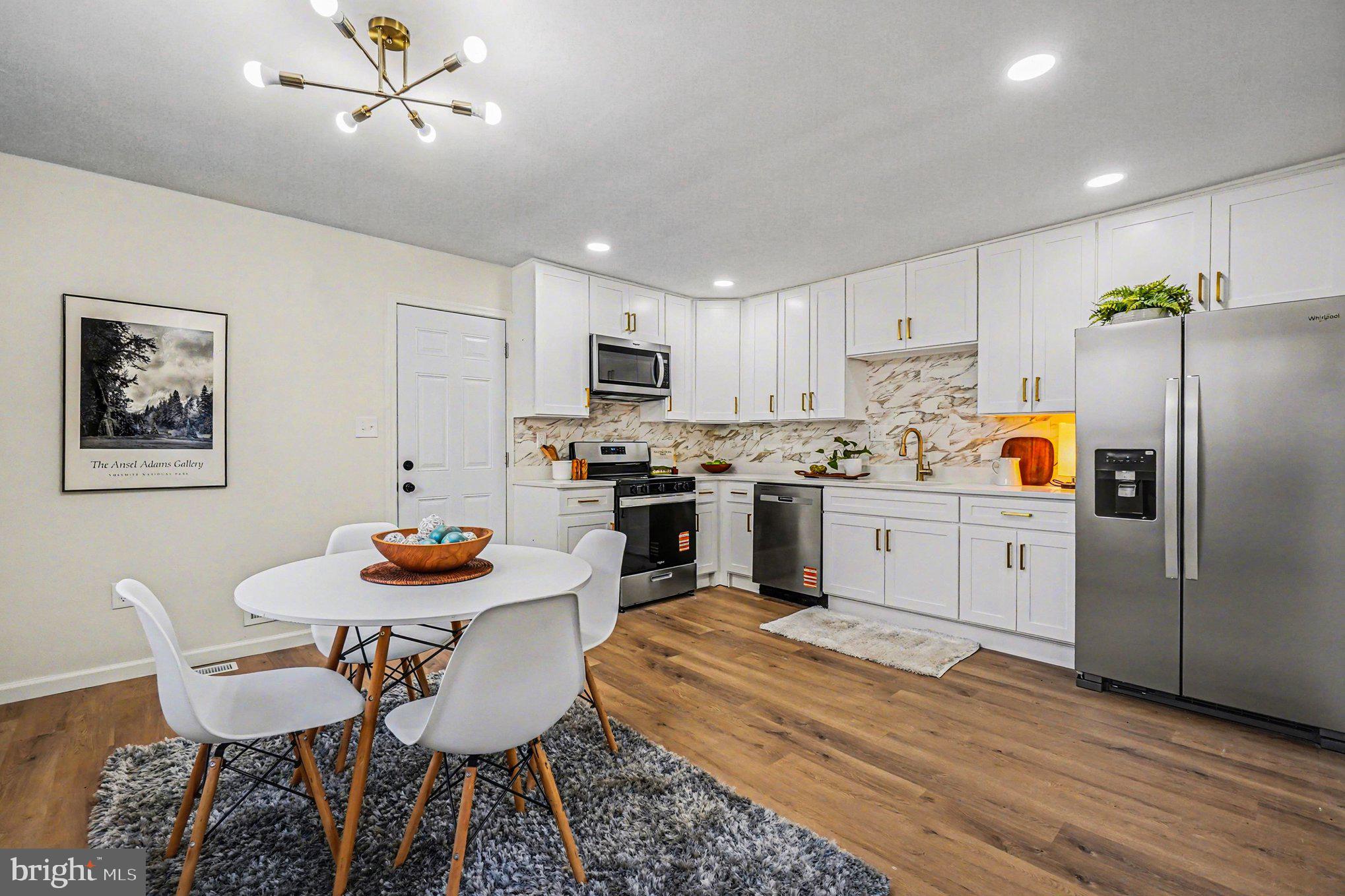 ROSEDALE - Residential