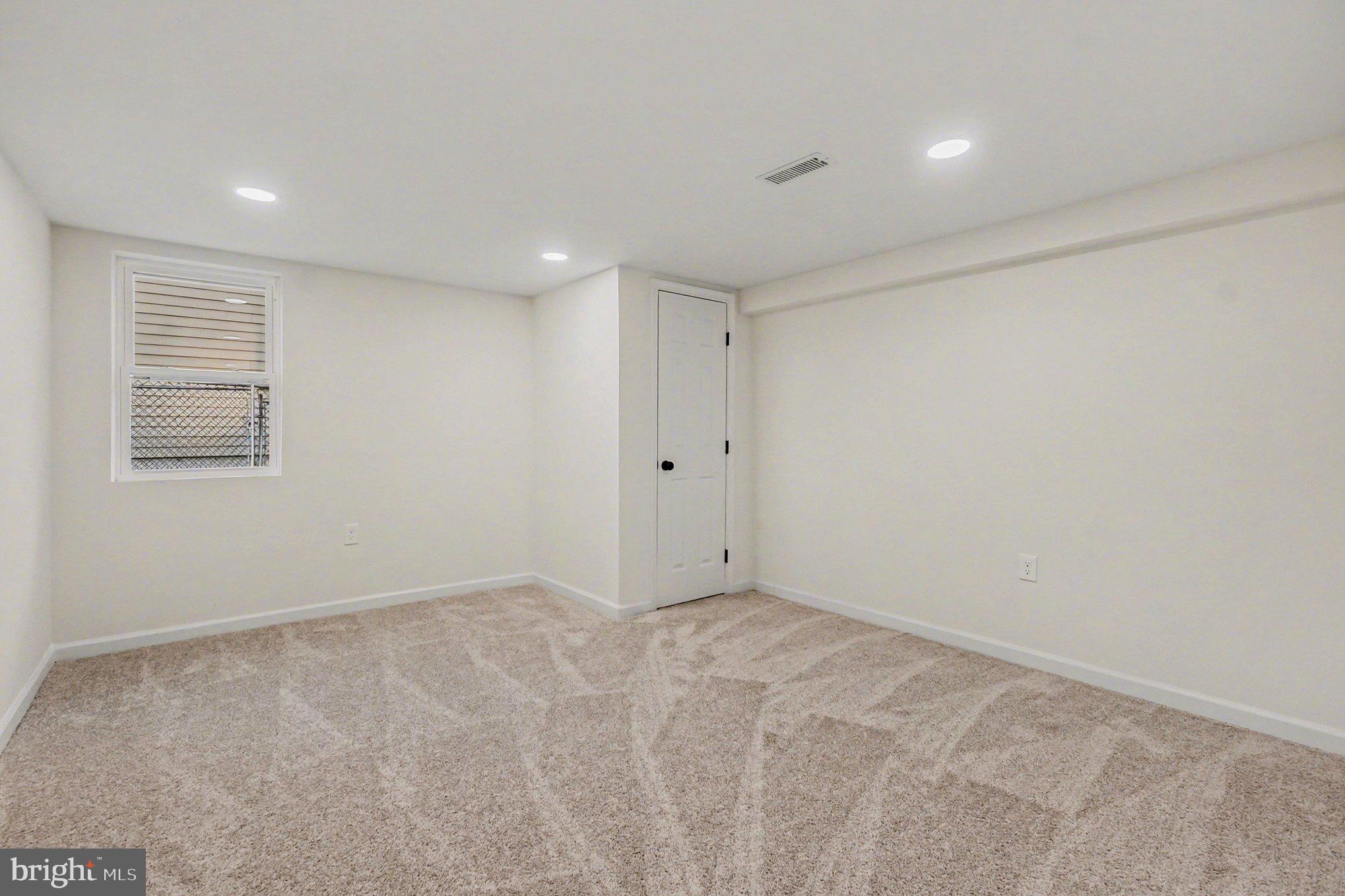 ROSEDALE - Residential