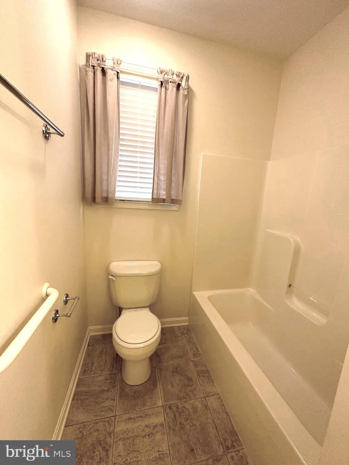 Hagerstown, Maryland 21742, United States, 5 Bedrooms Bedrooms, ,3 BathroomsBathrooms,Residential,Active,140919