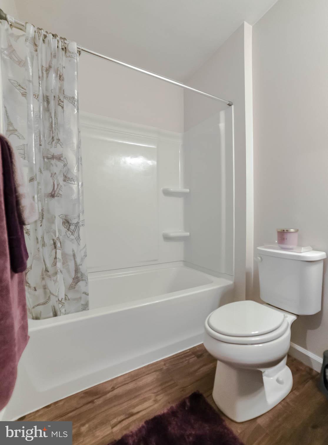 WILLOW WOODS - Residential