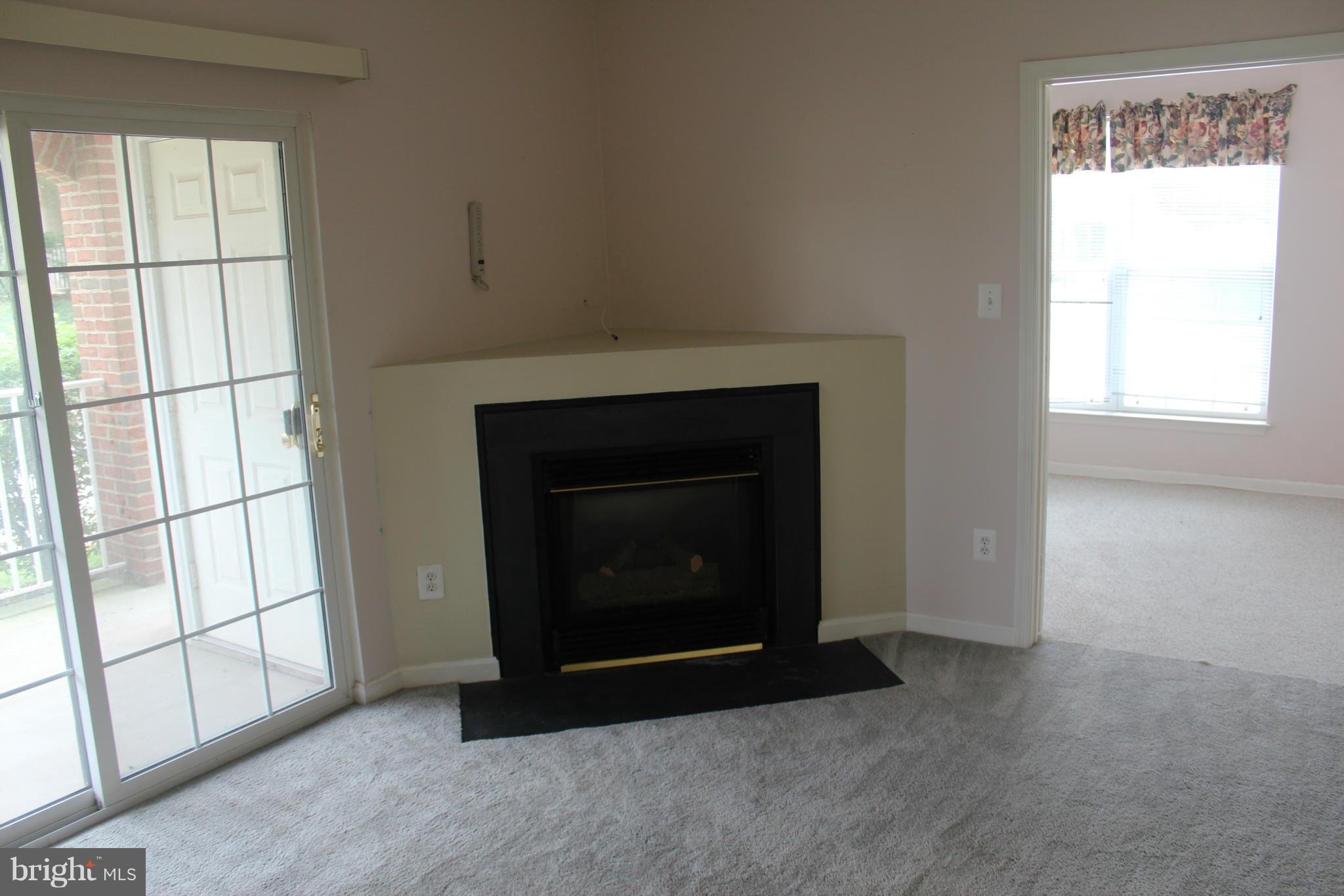 SOUTH RIDING - Residential Lease