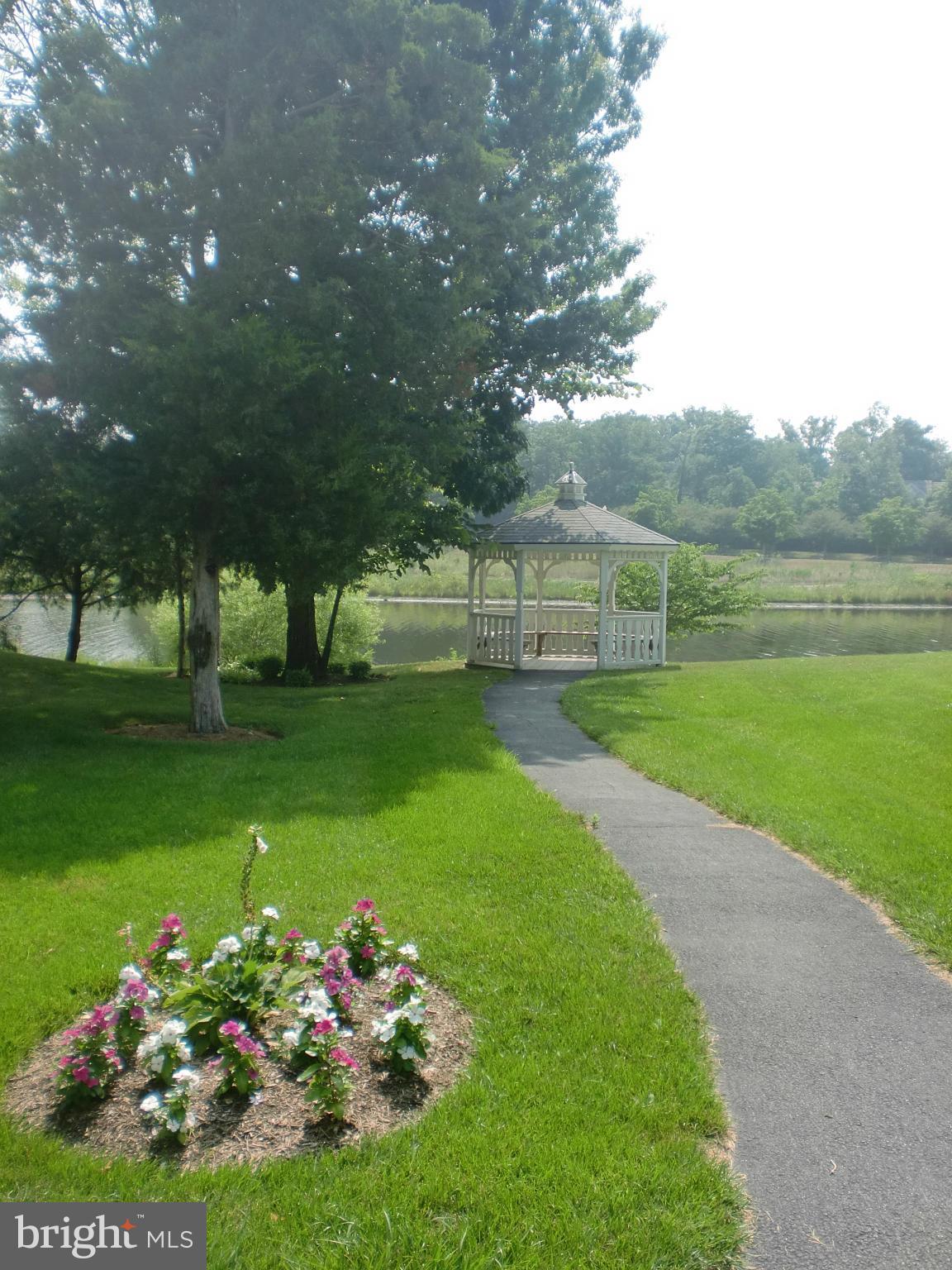 SOUTH RIDING - Residential Lease