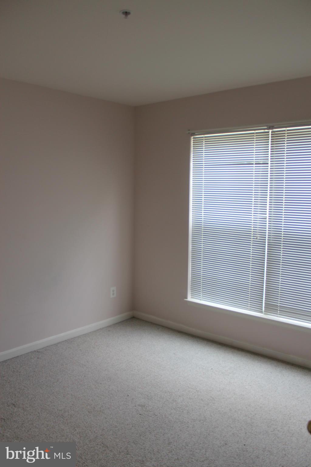 SOUTH RIDING - Residential Lease