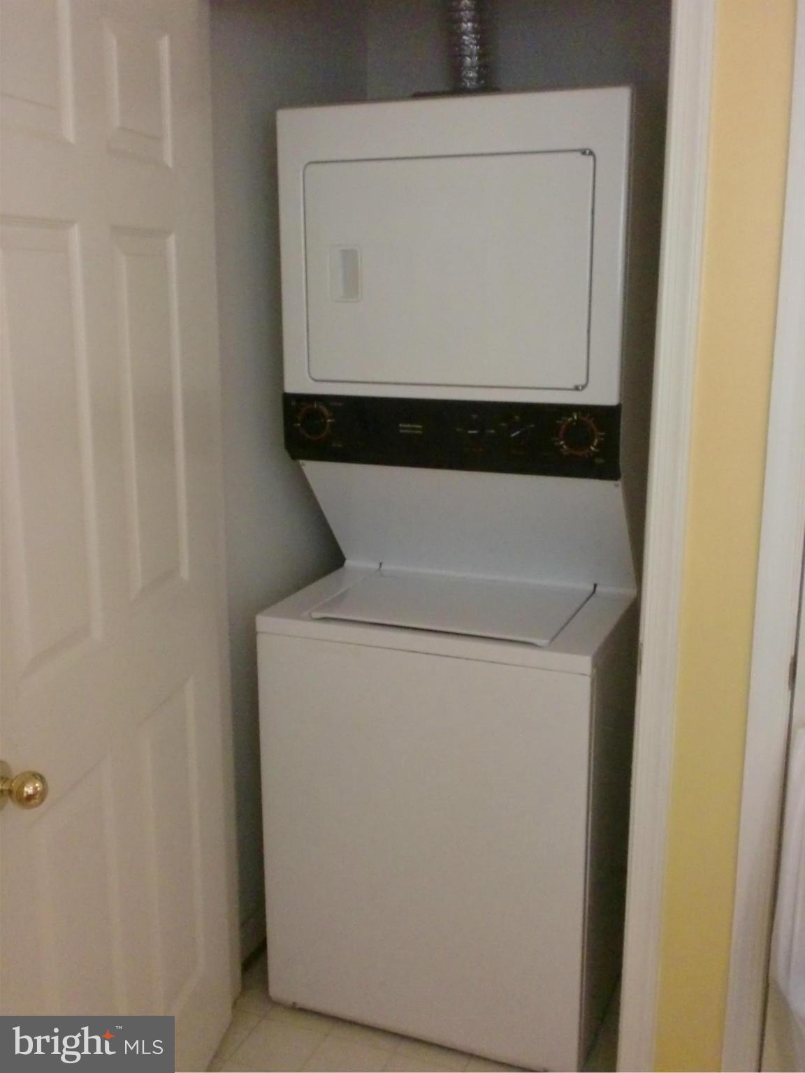 SOUTH RIDING - Residential Lease