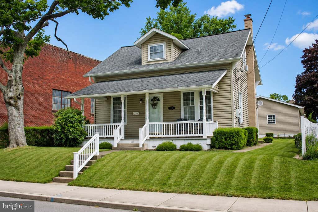 Photo of 116 E Mill Street, MANHEIM, PA 17545 (MLS # PALA2092802)
