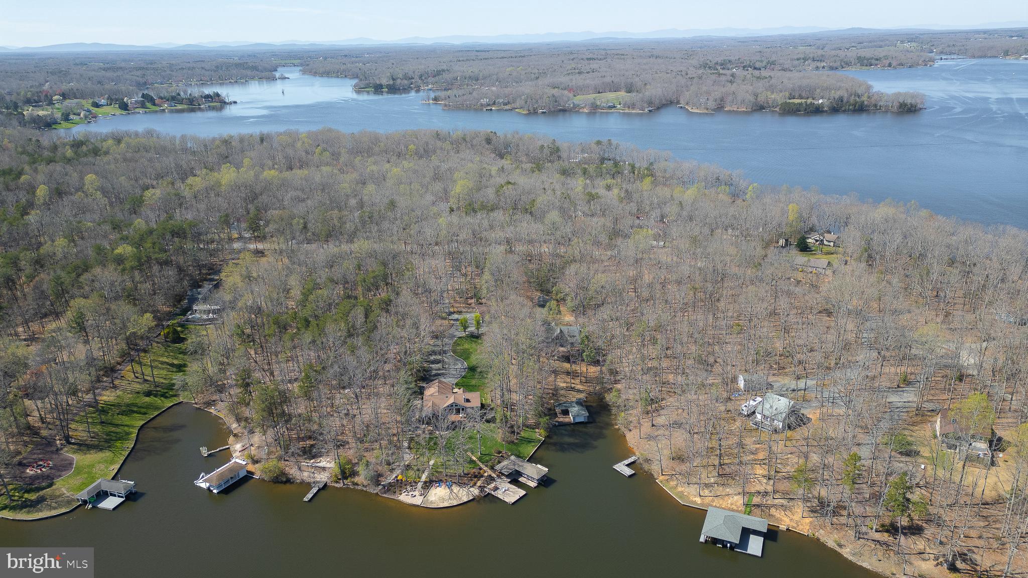 ANNA COVES - Residential