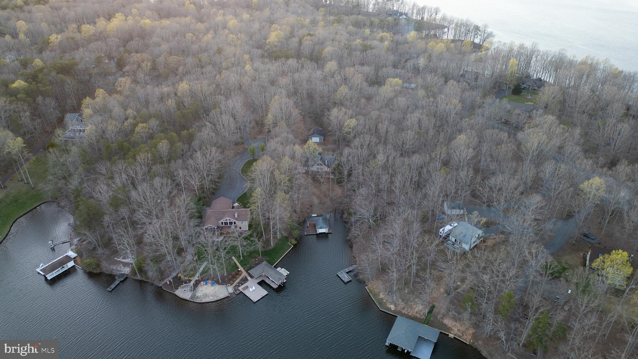 ANNA COVES - Residential