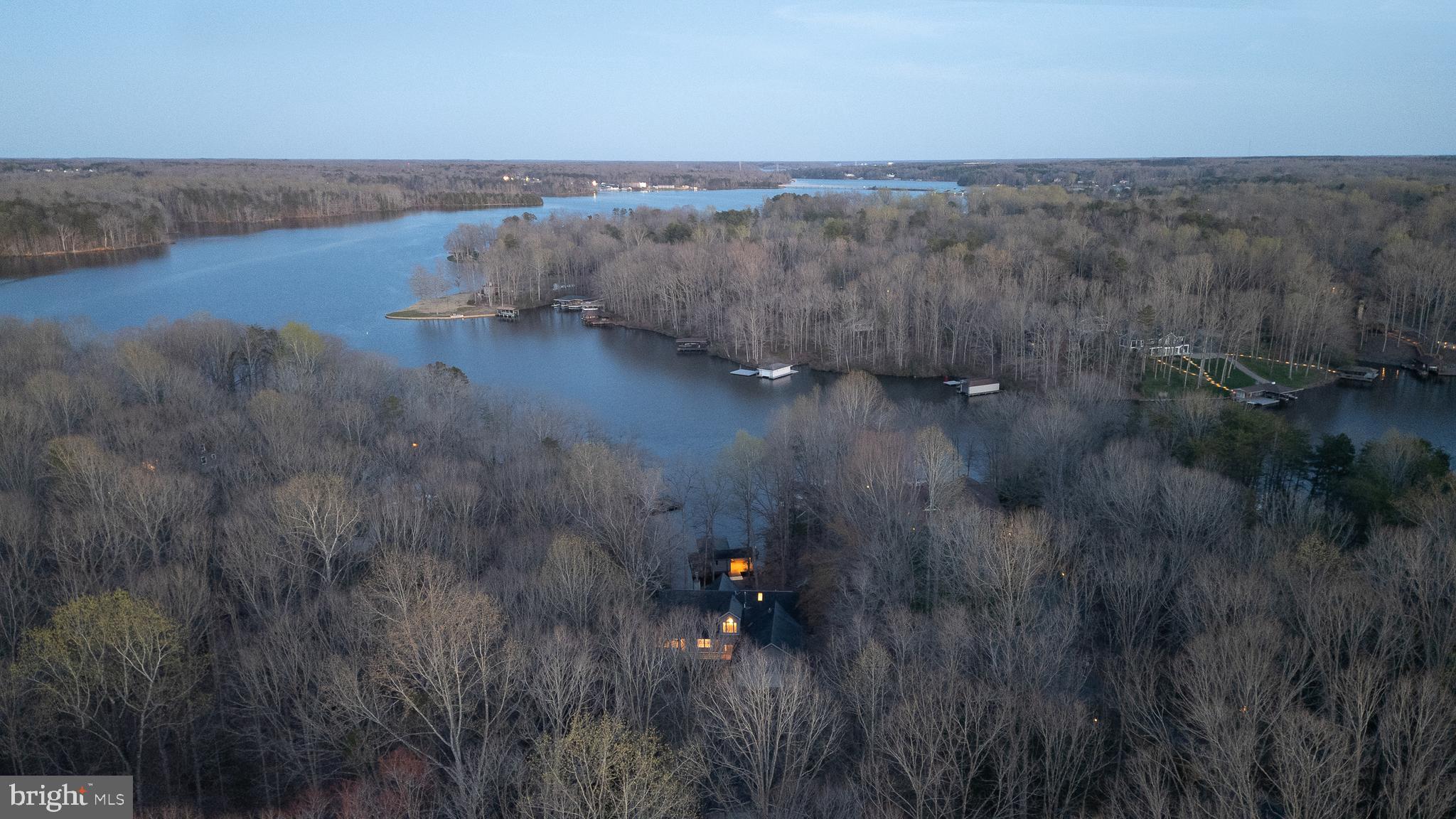 ANNA COVES - Residential