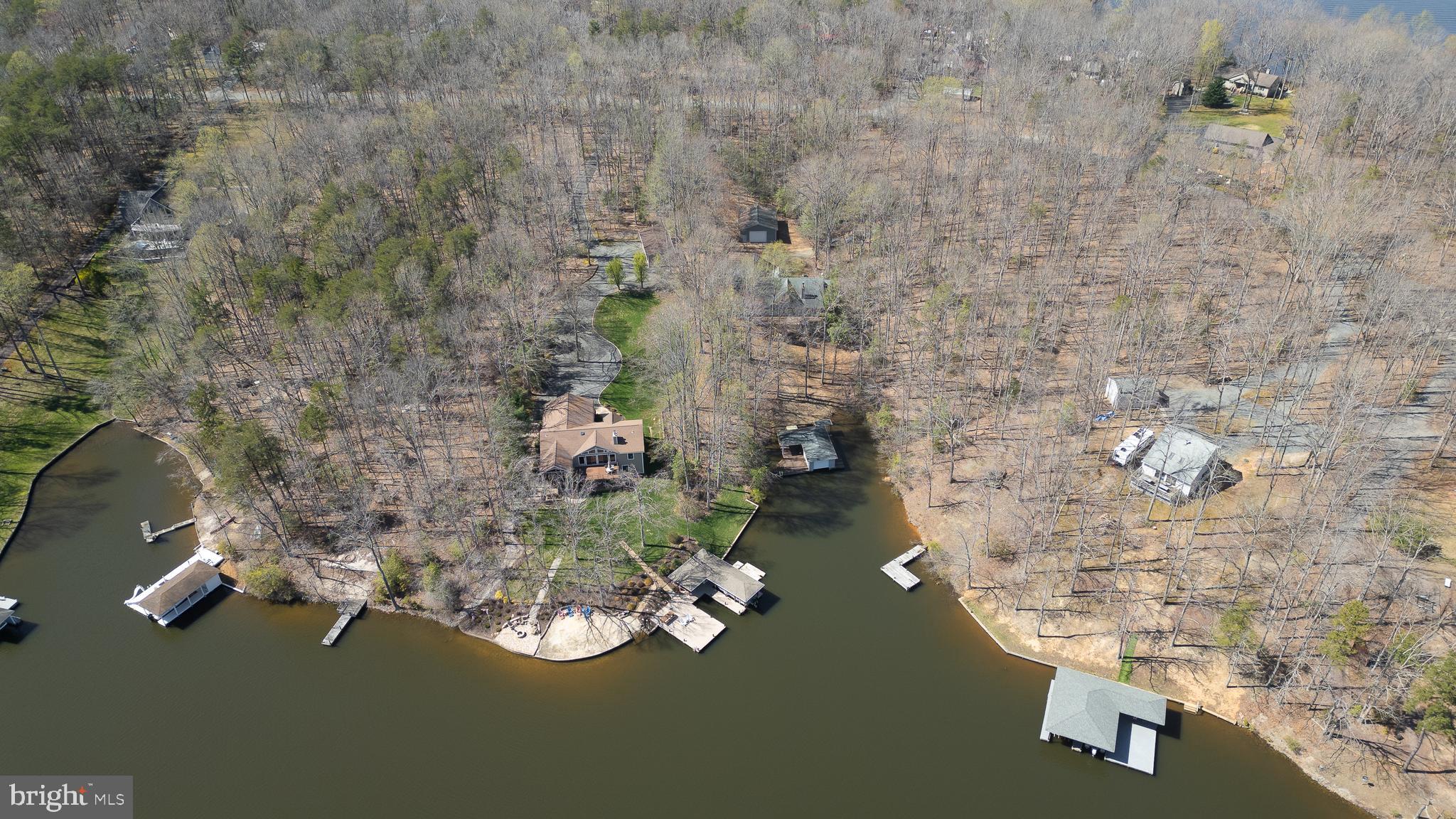 ANNA COVES - Residential