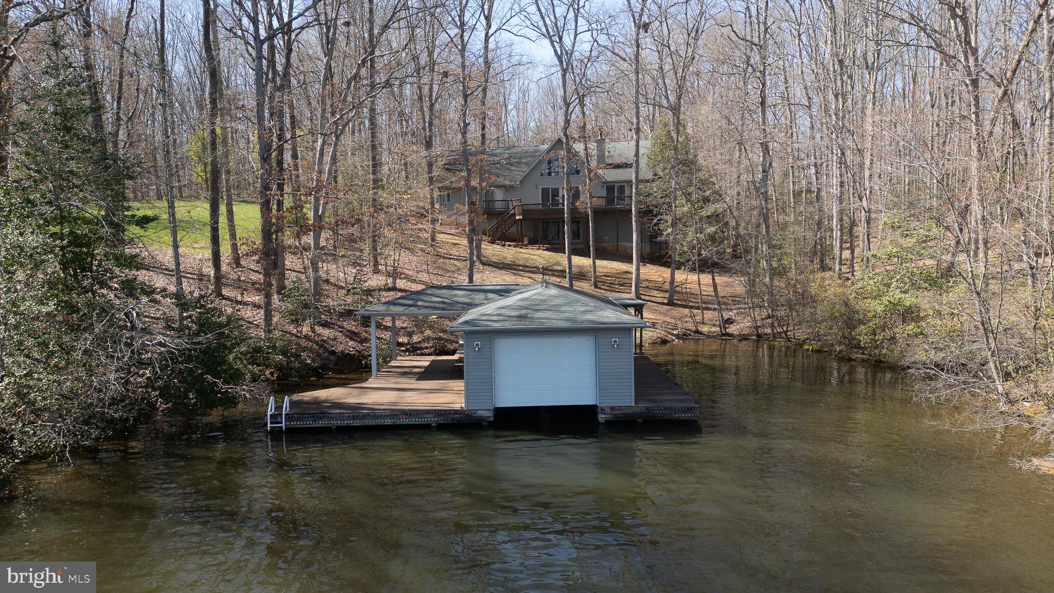 ANNA COVES - Residential