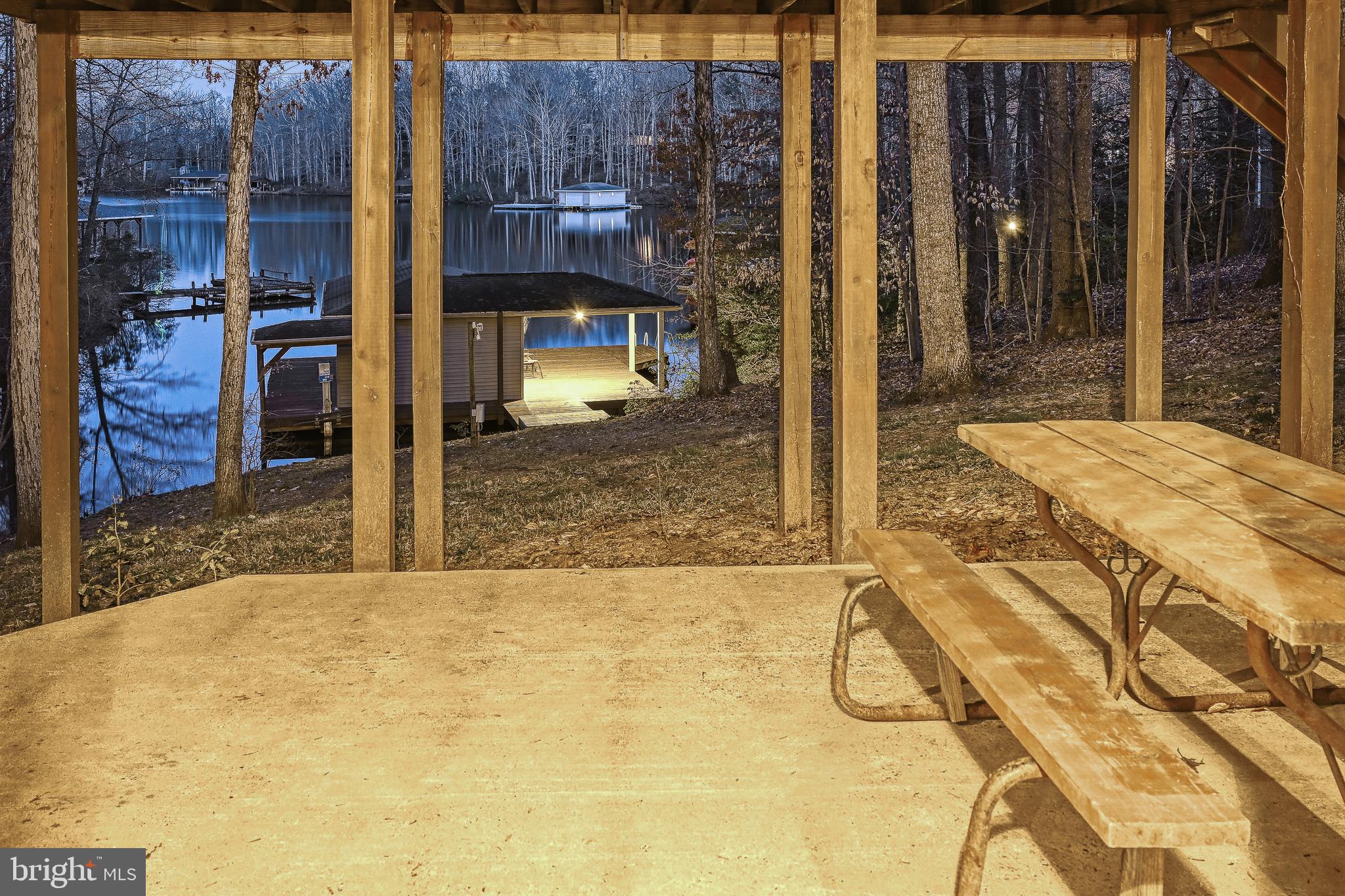 ANNA COVES - Residential