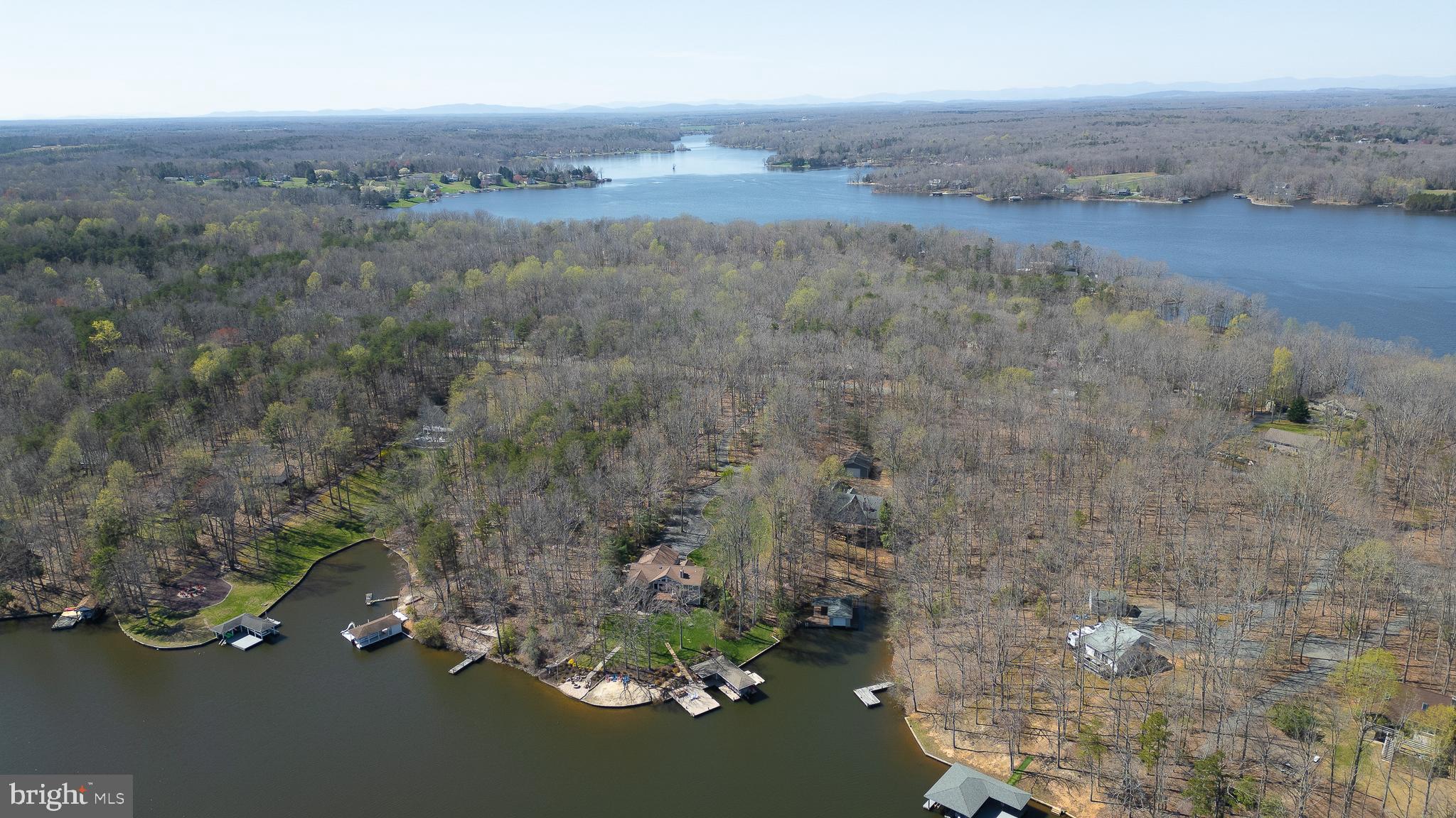 ANNA COVES - Residential