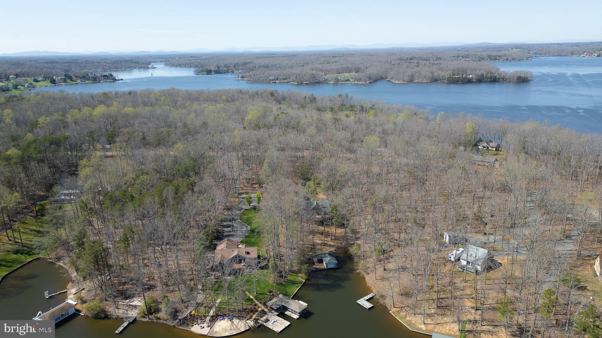 ANNA COVES - Residential