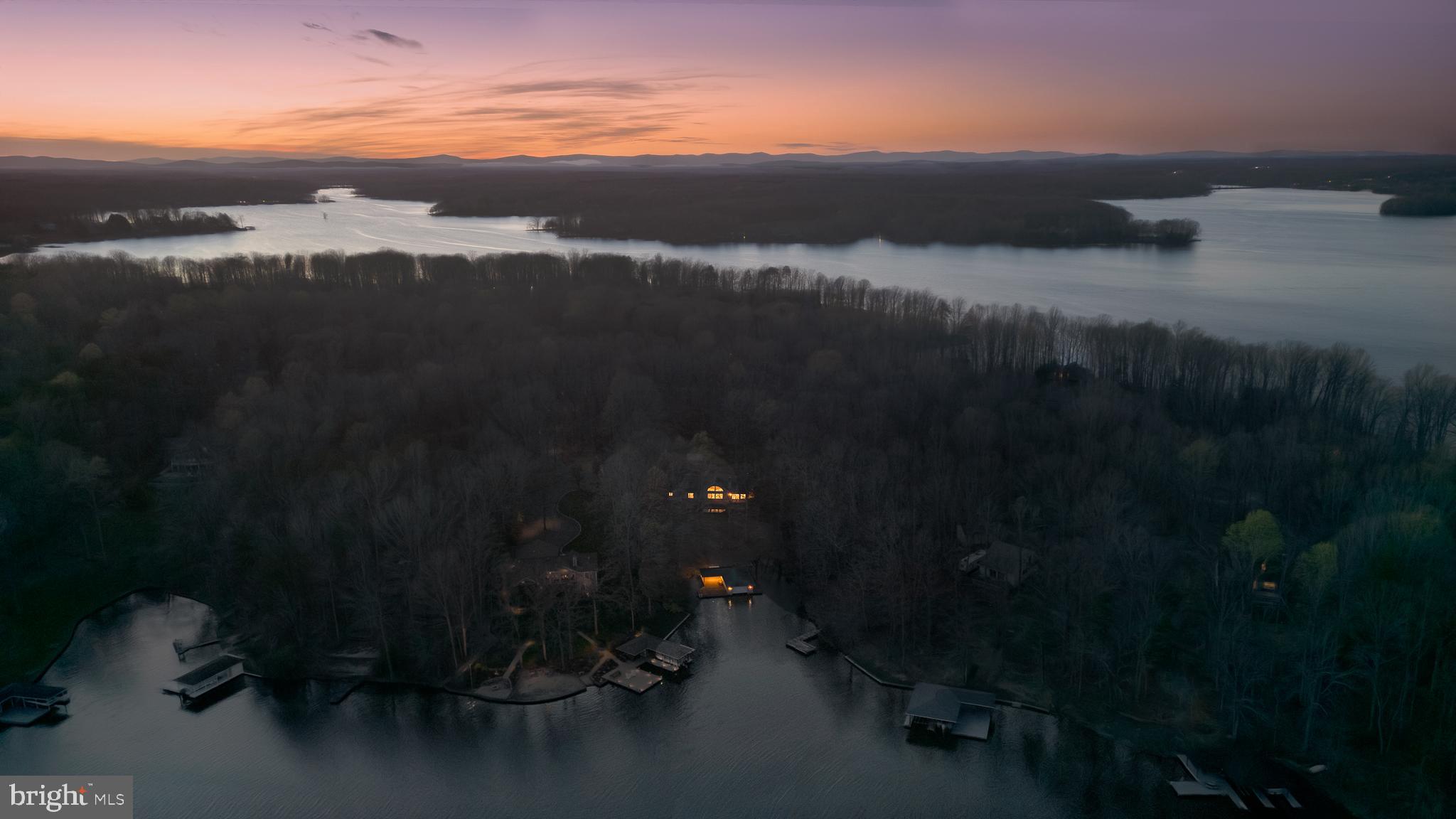 ANNA COVES - Residential