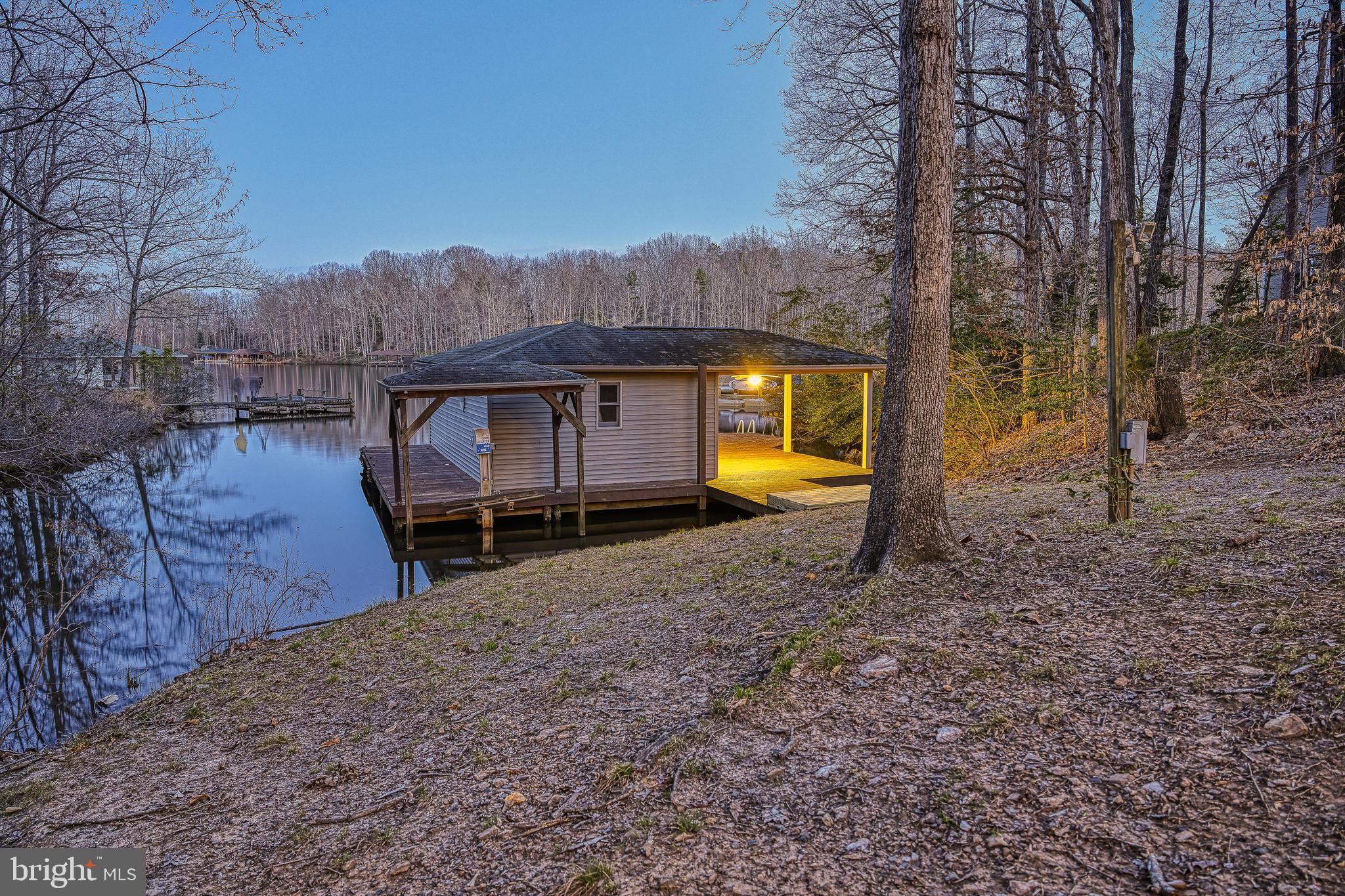 ANNA COVES - Residential