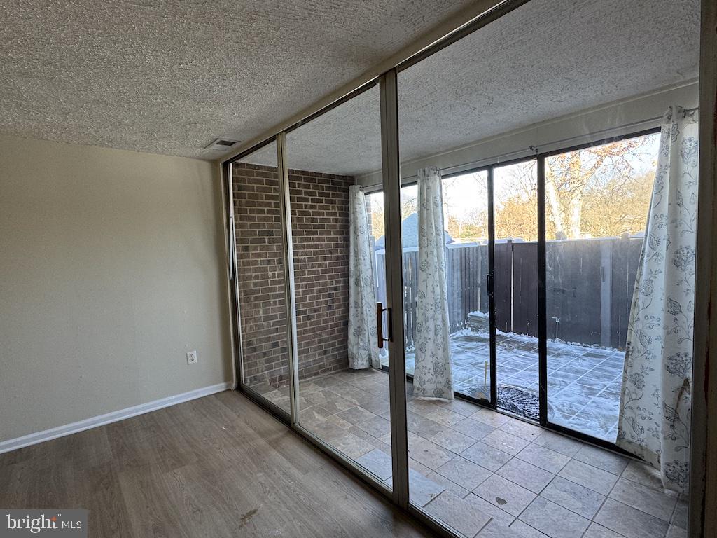 CHELSEA WOODS - Residential