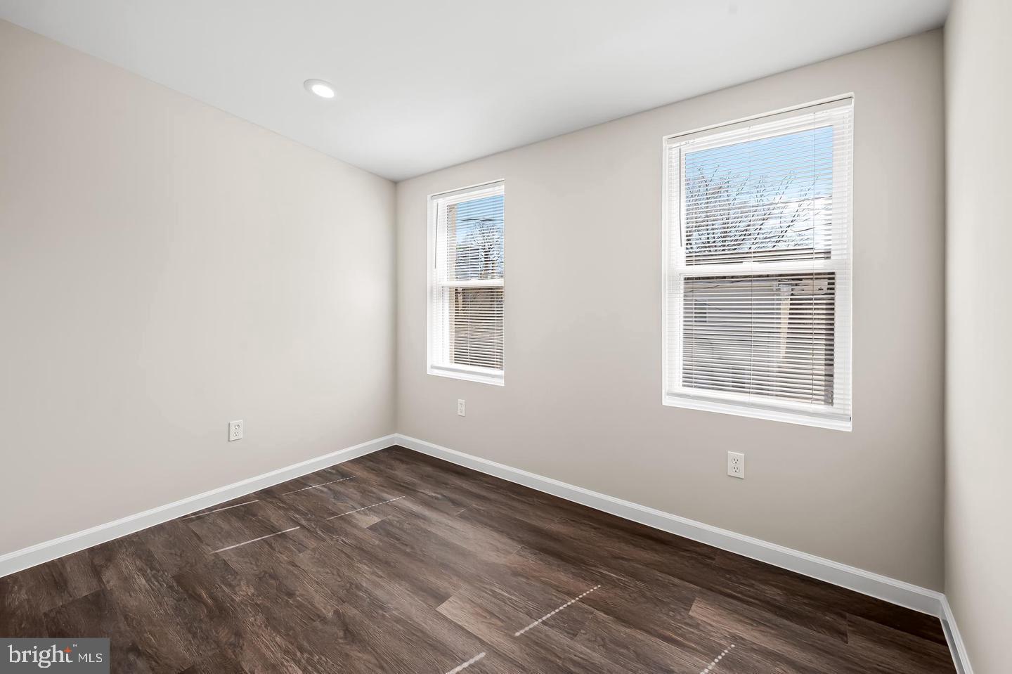 GREENMOUNT WEST - Residential Lease