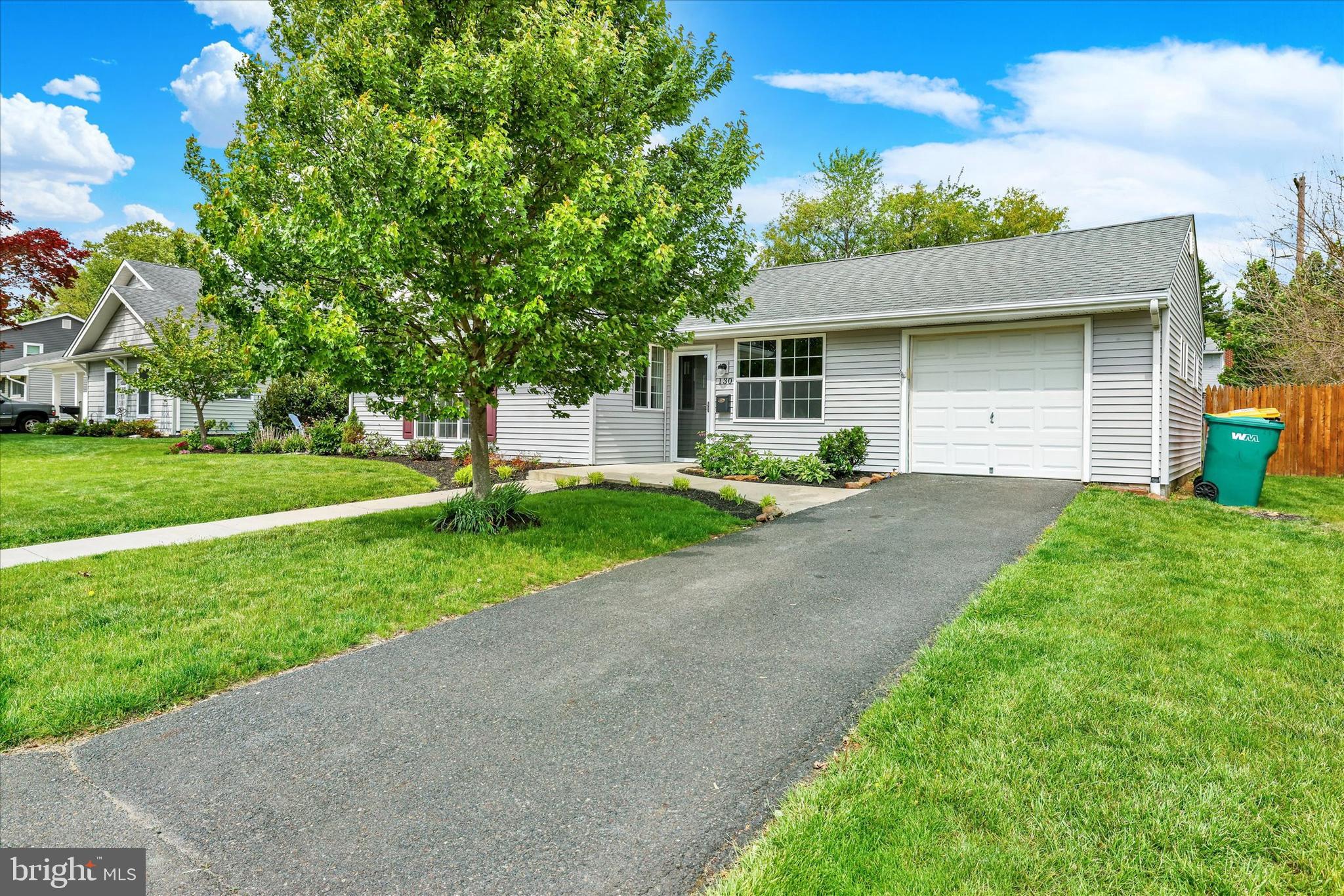 HEDGEROW WOODS - Residential